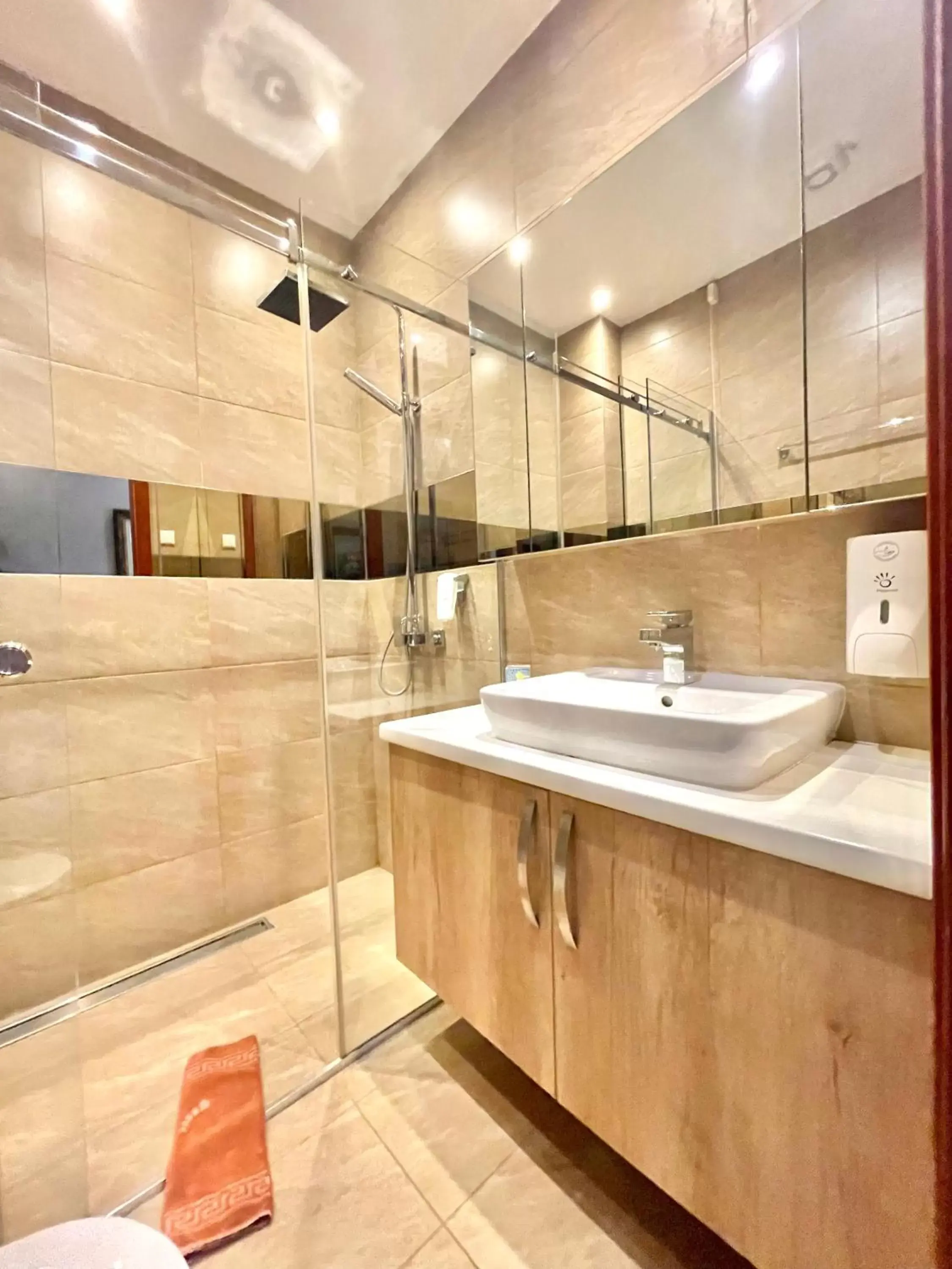 Bathroom in Hotel Butua Residence