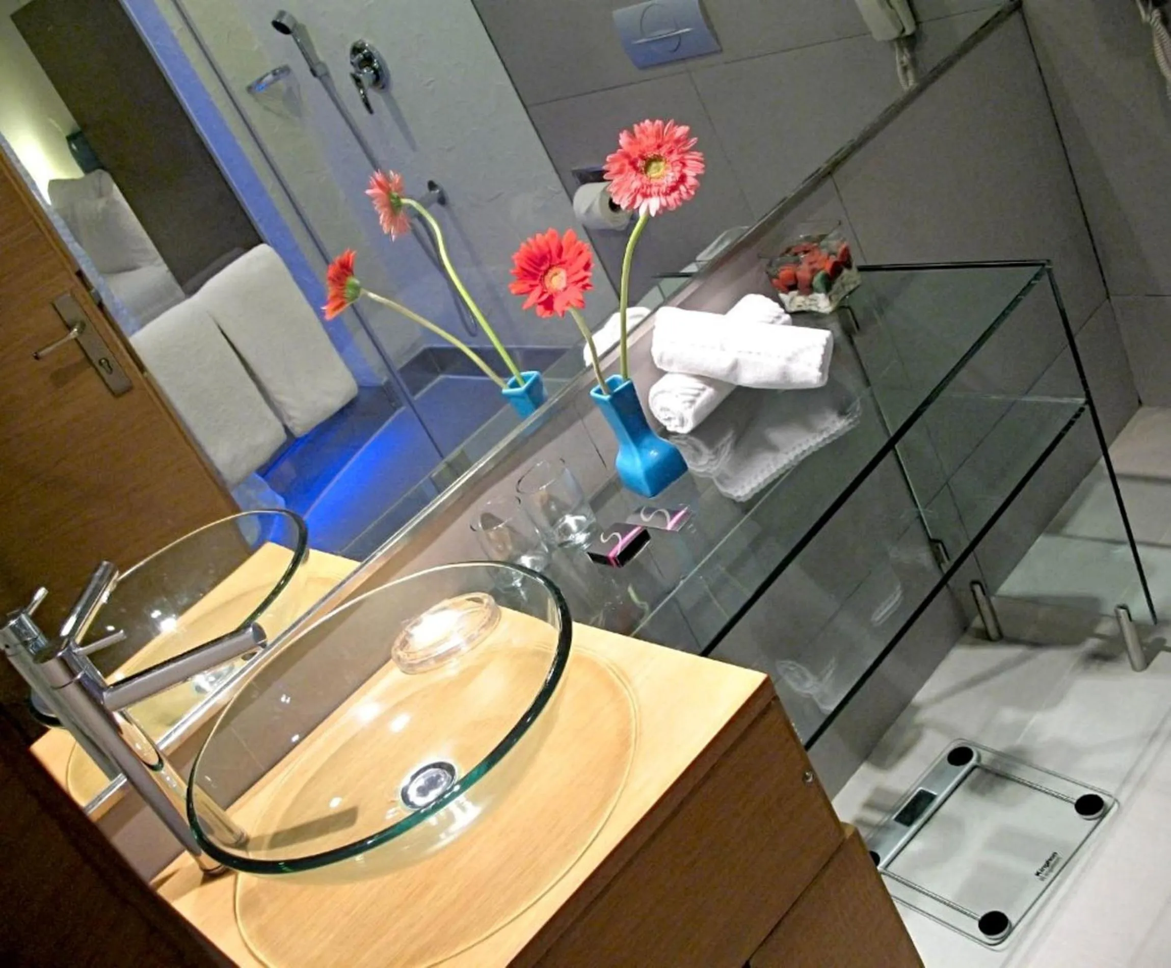 Bathroom in Hotel Parc Estique