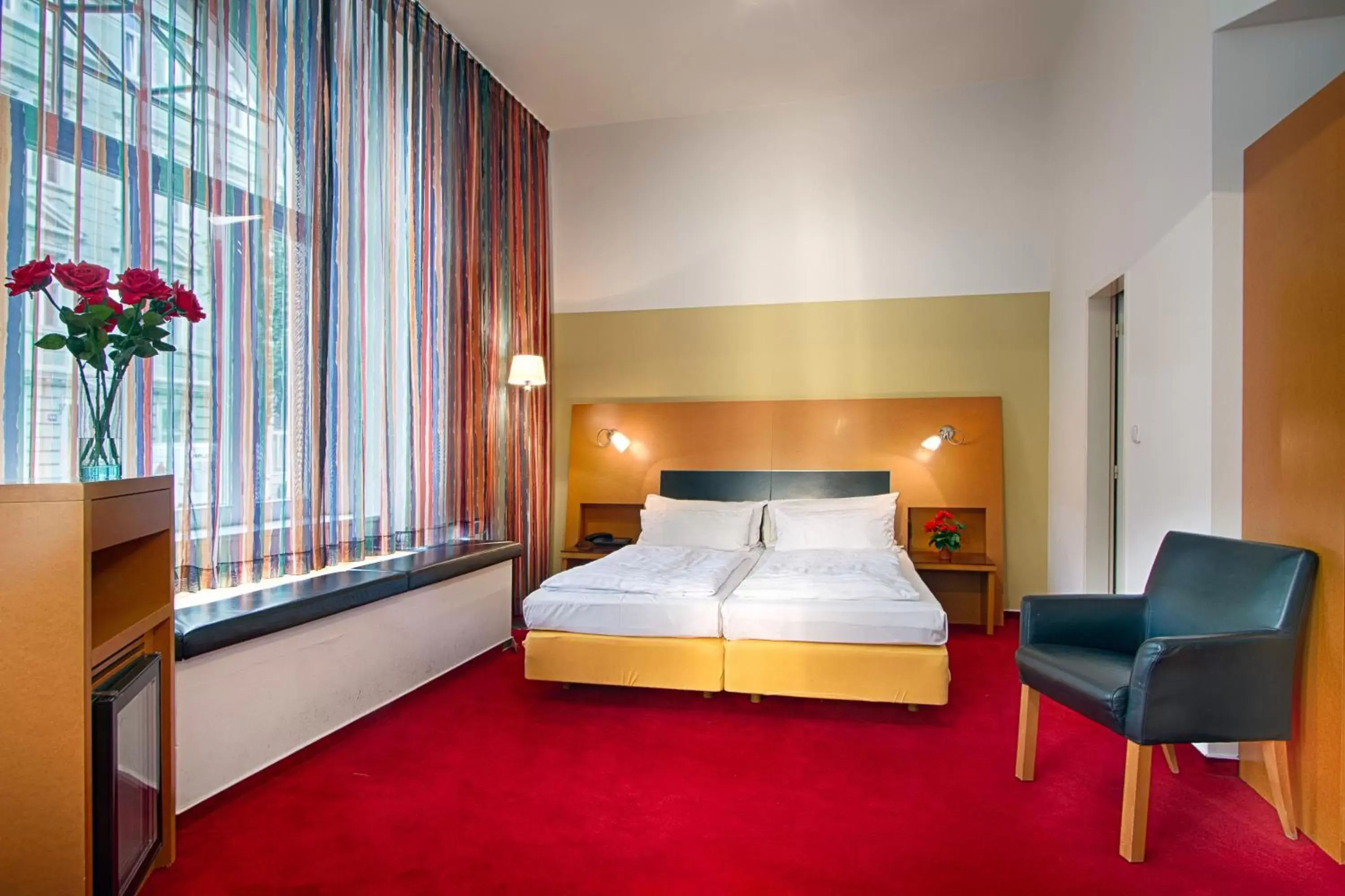 Bed in Theatrino Hotel