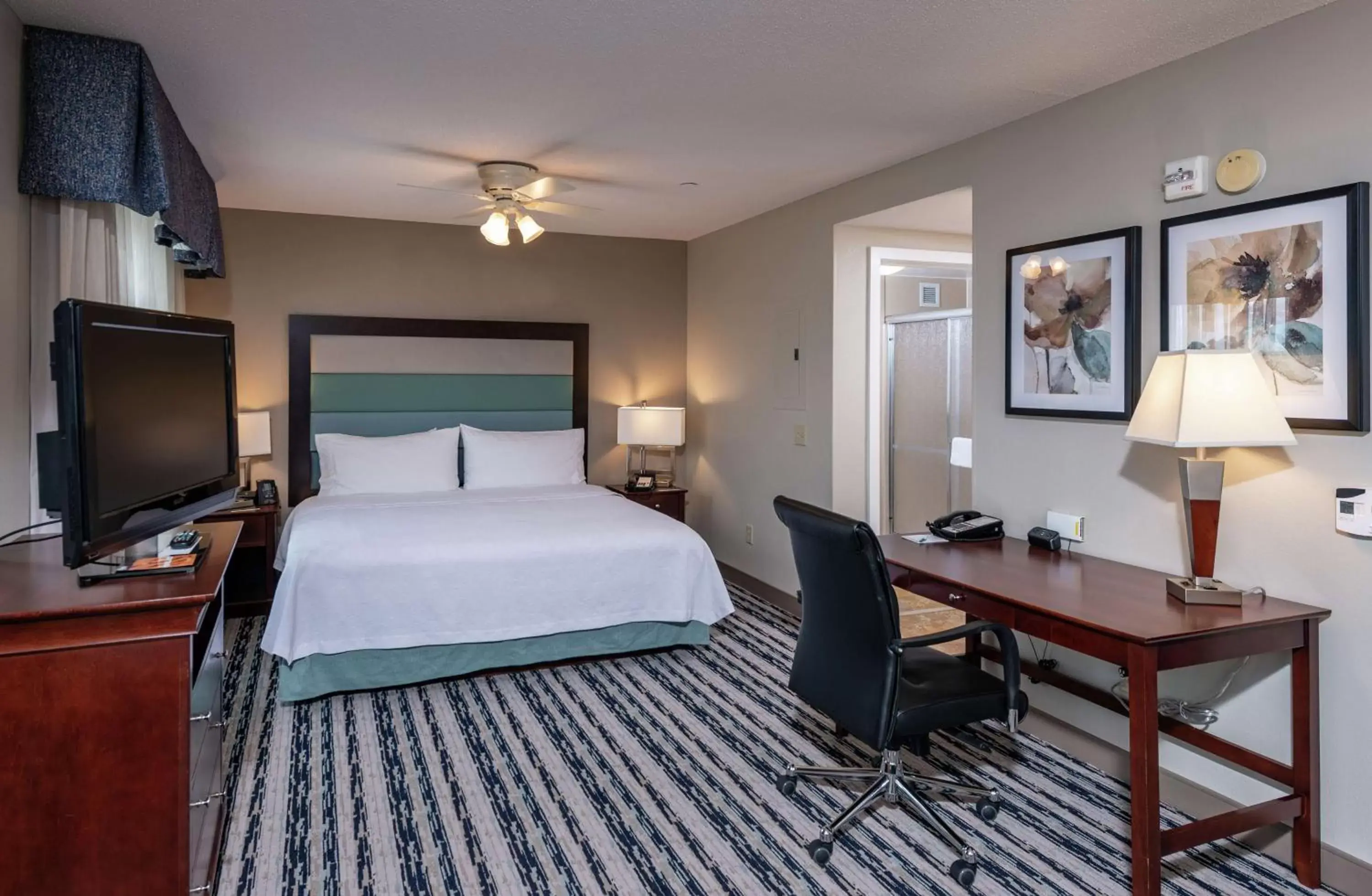 Bedroom in Homewood Suites by Hilton Portland