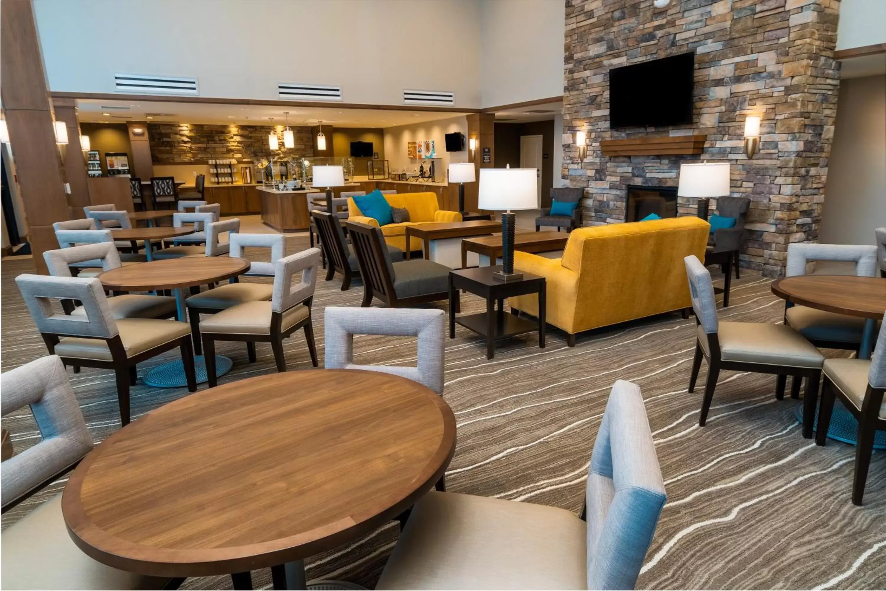 Lobby or reception, Restaurant/Places to Eat in Staybridge Suites Coeur d'Alene, an IHG Hotel