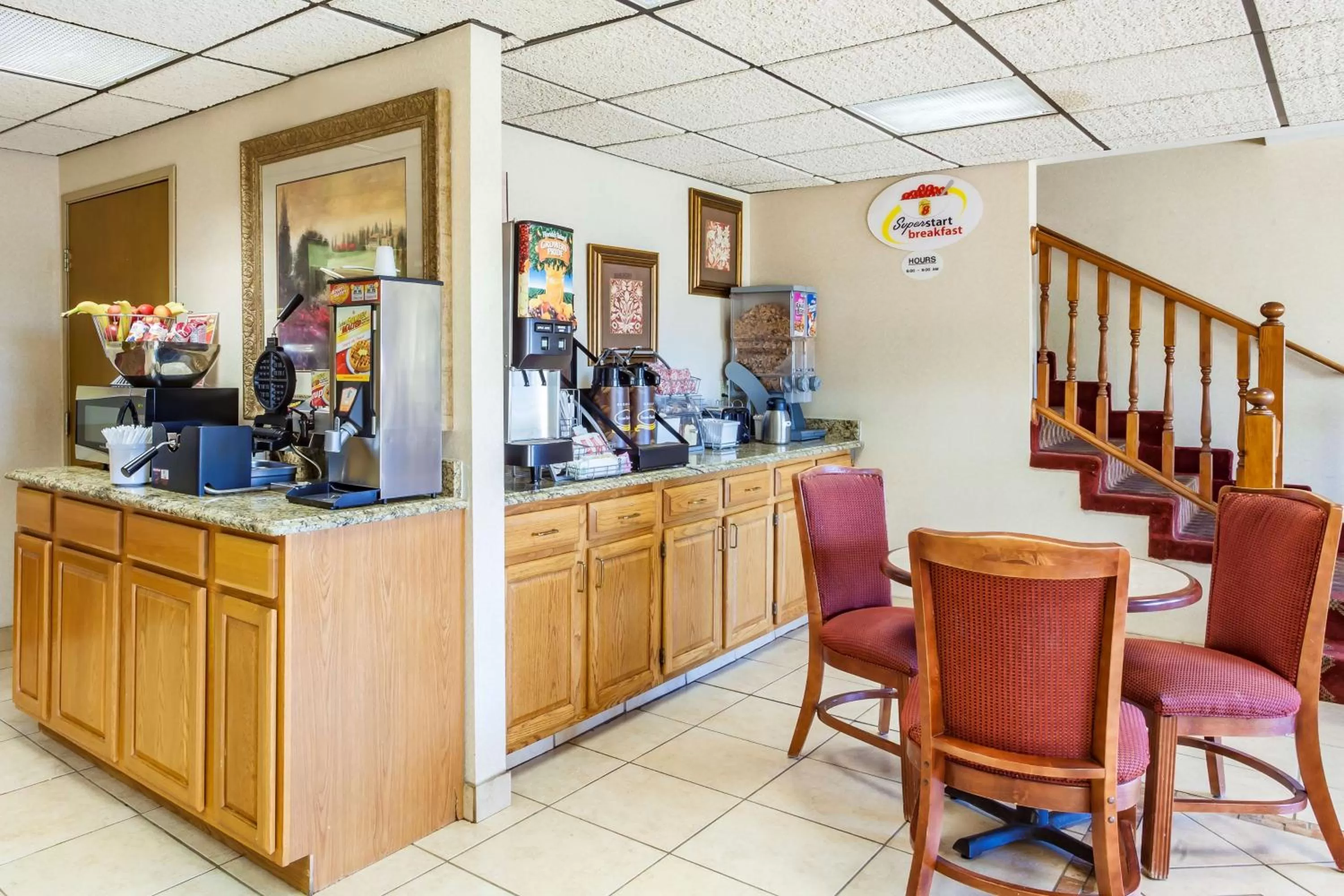 Breakfast in Super 8 by Wyndham Morristown/South