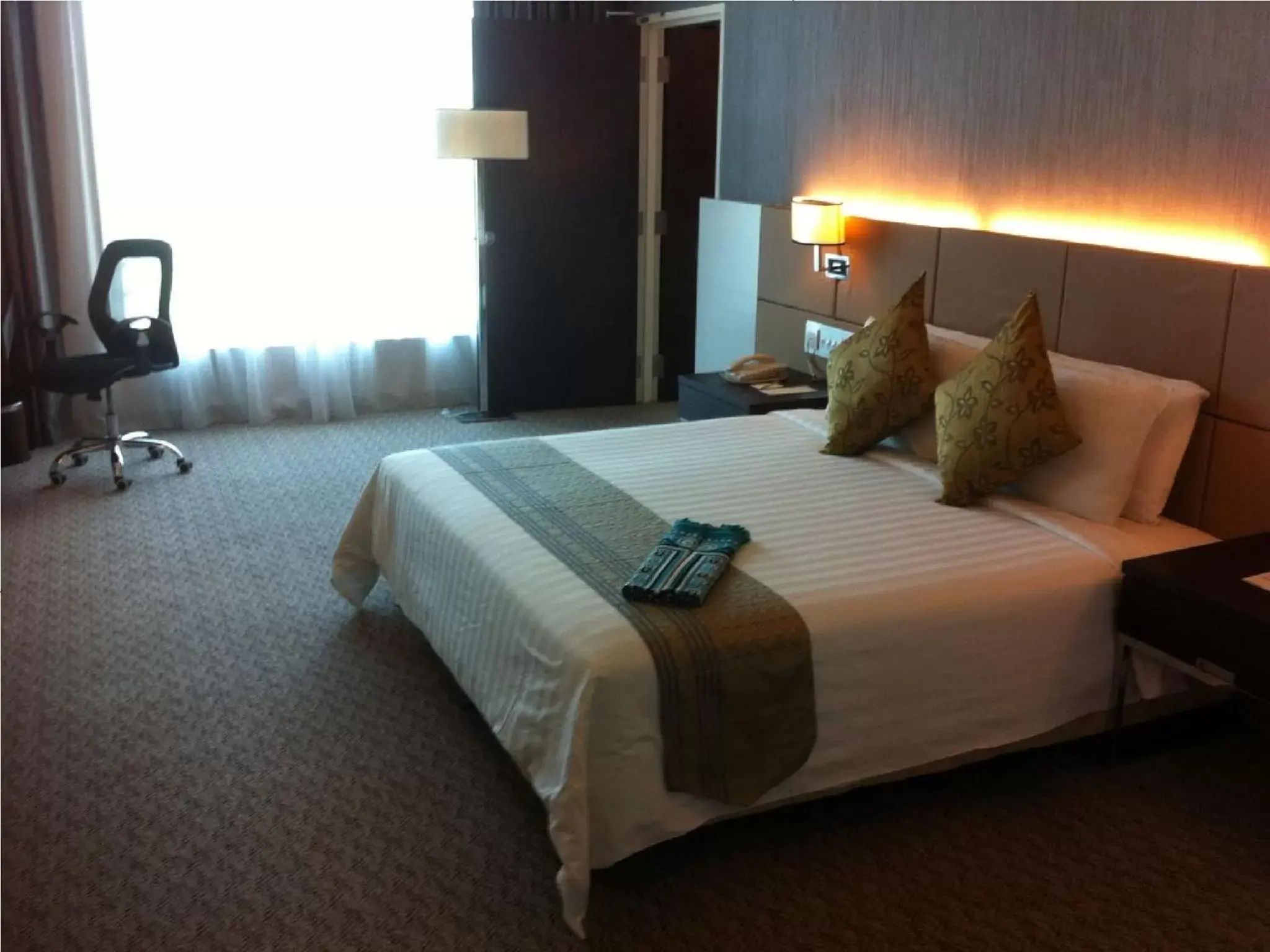 Bed in Raia Hotel & Convention Centre Alor Setar