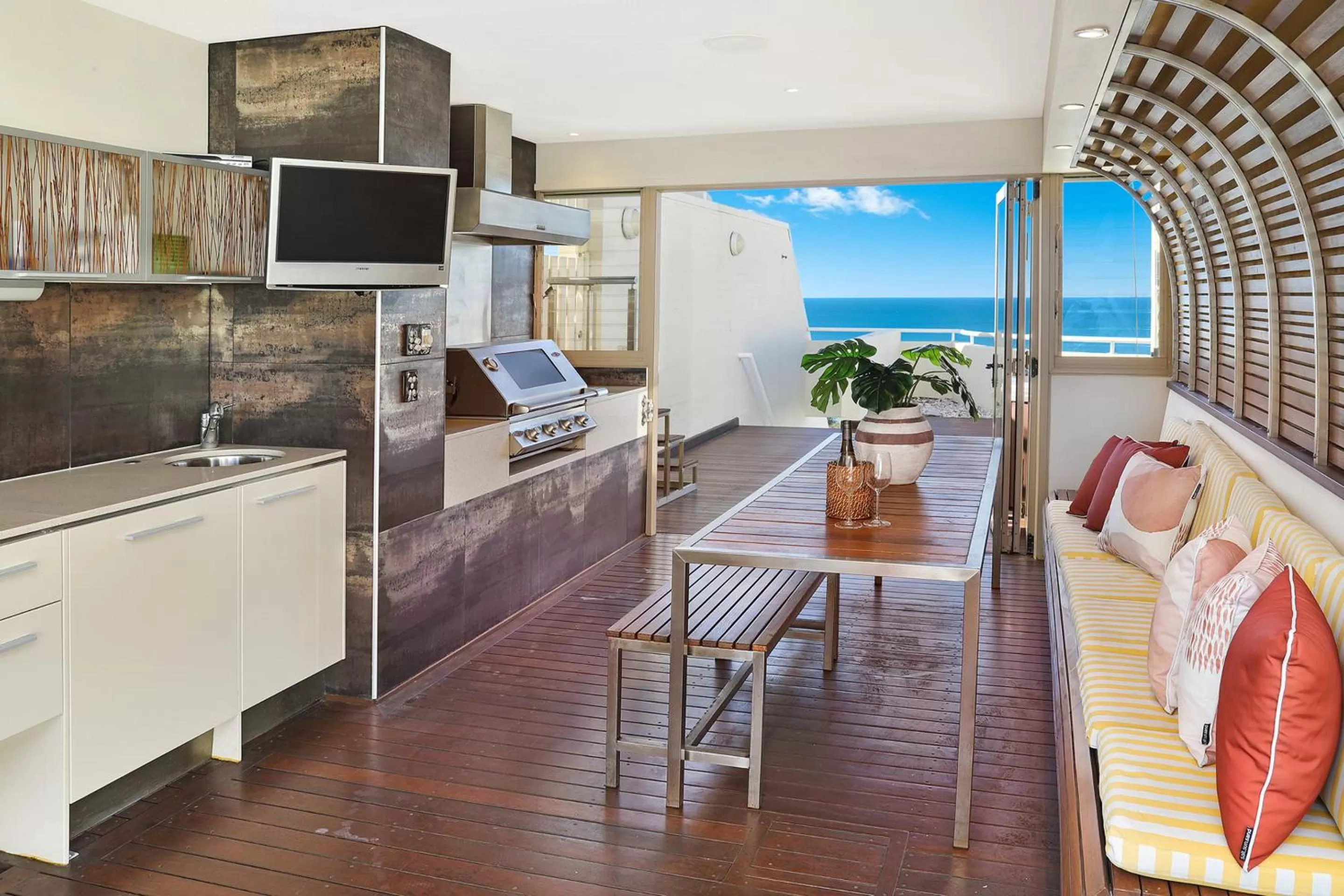 BBQ facilities in Osprey Apartments