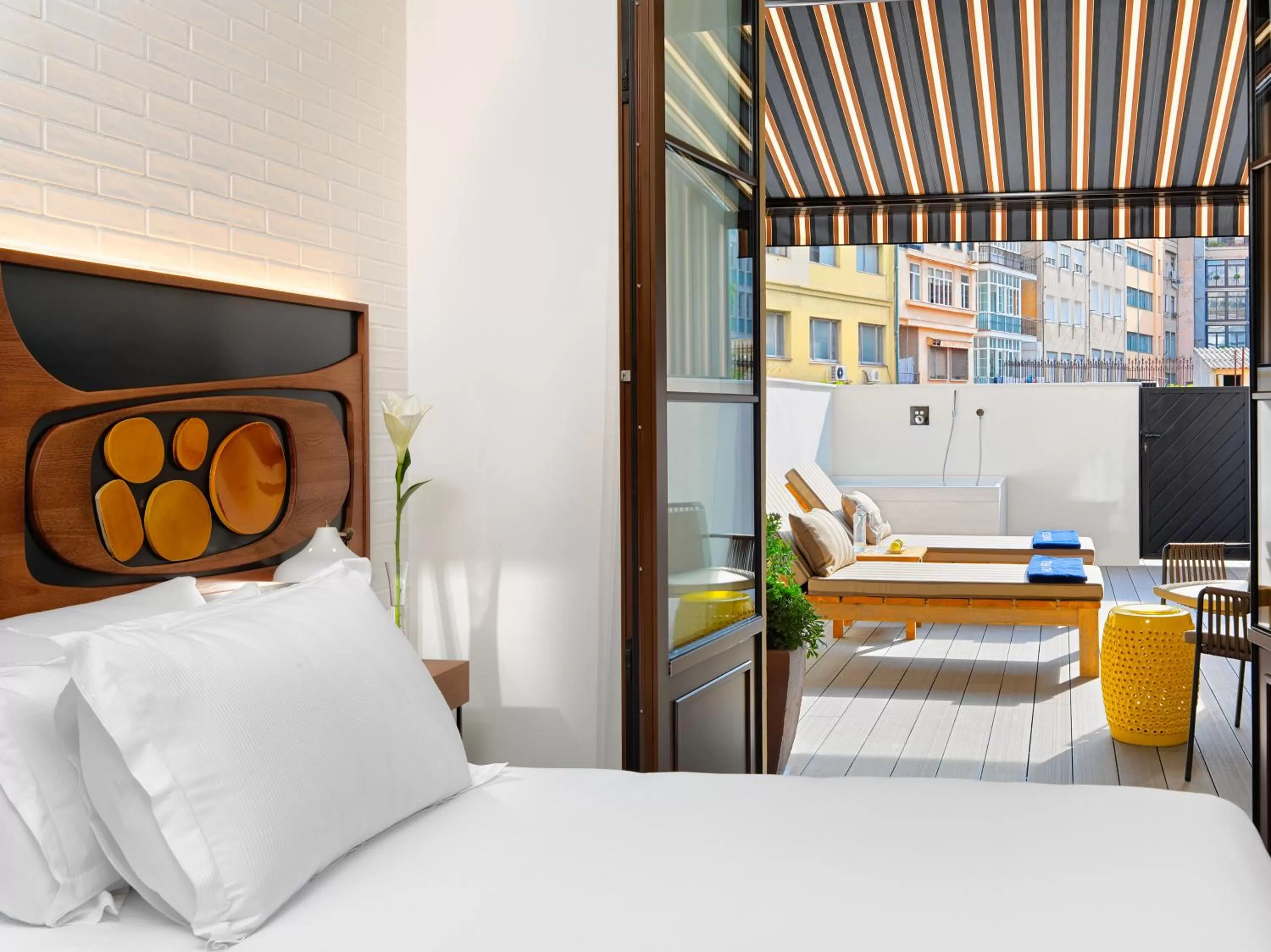 Balcony/Terrace, Bed in H10 Metropolitan 4* Sup