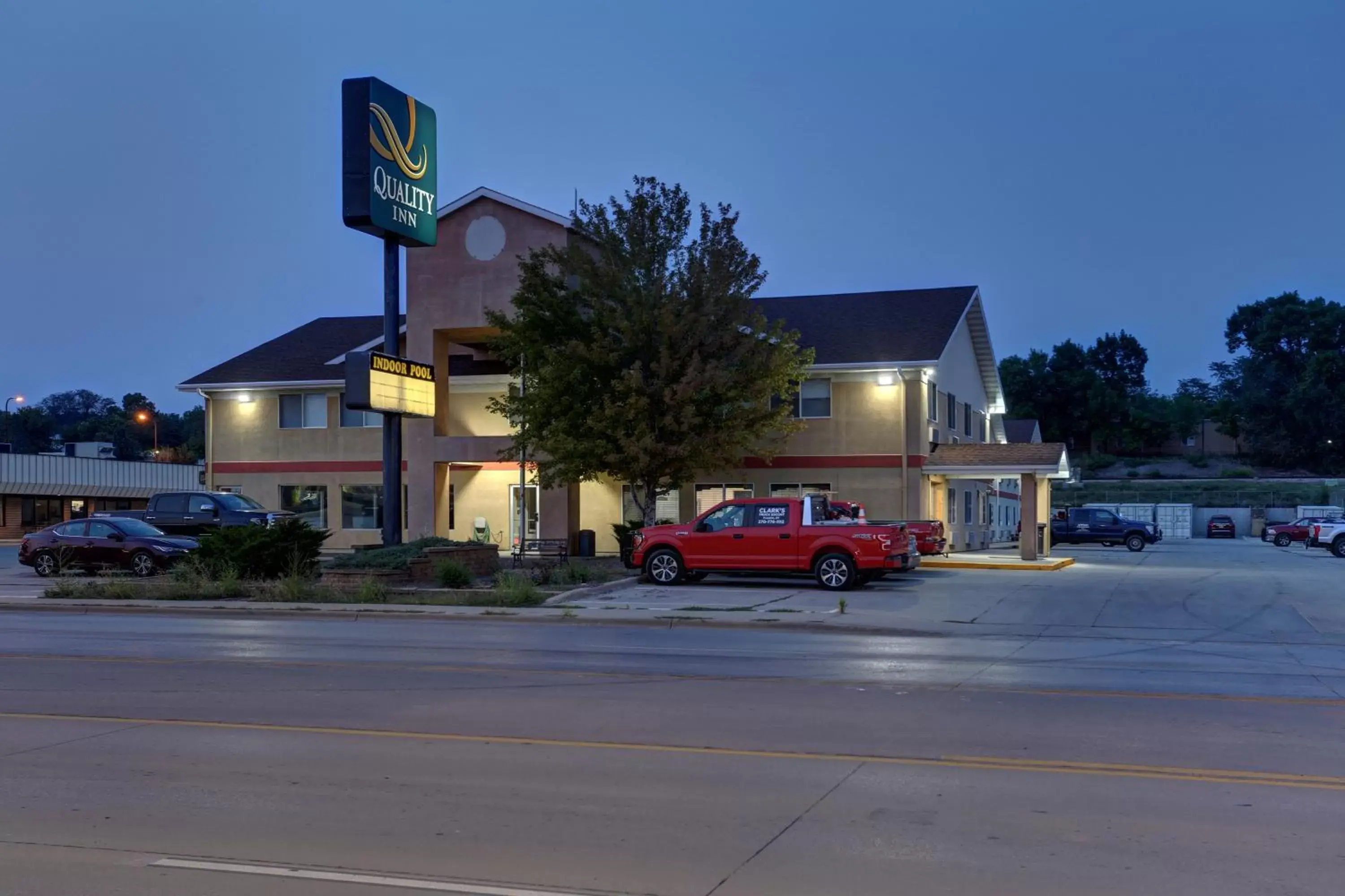 Property Building in Quality Inn Pierre-Fort Pierre