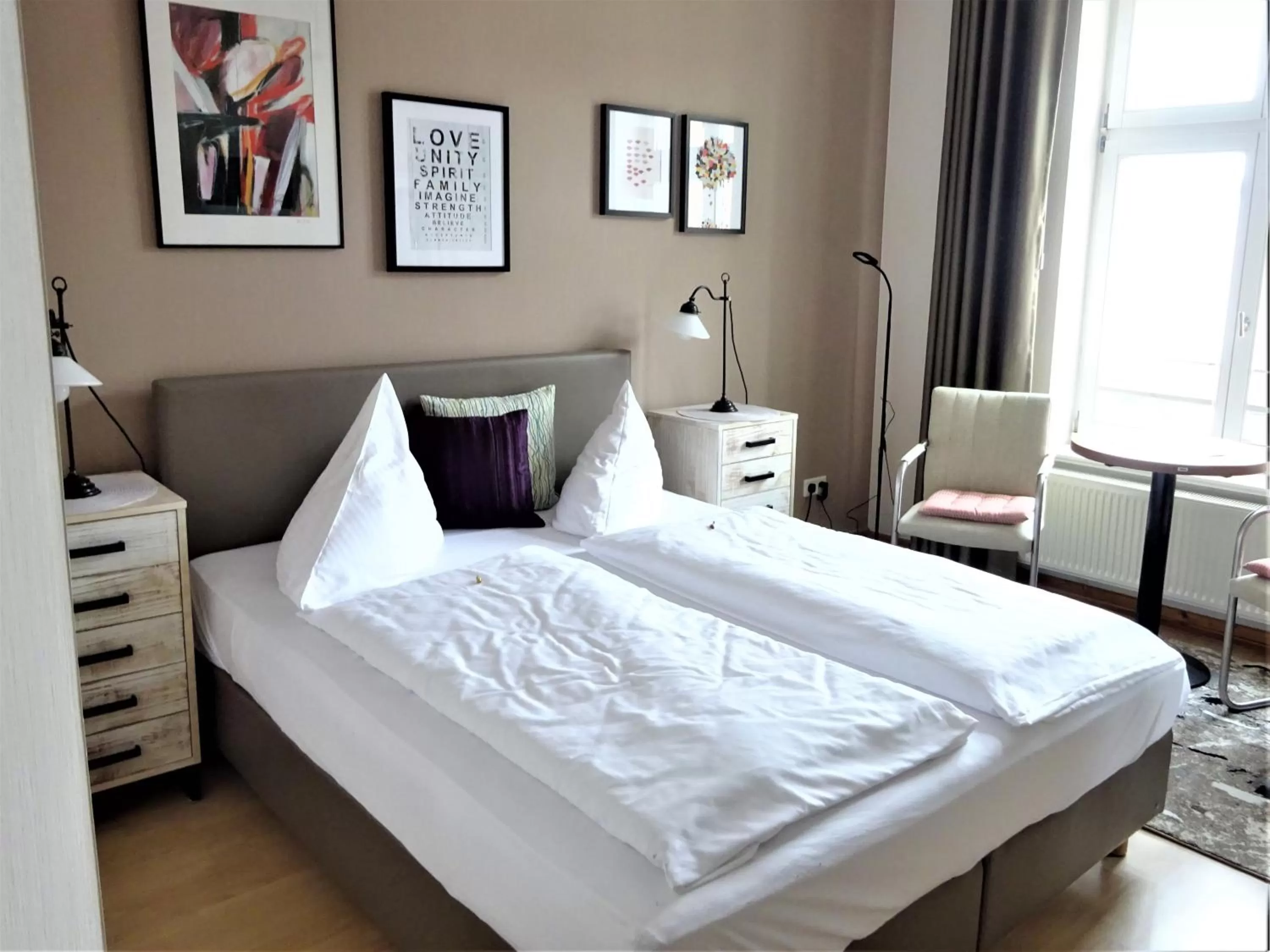 Bed in Hotel Pension Zur Fährbrücke