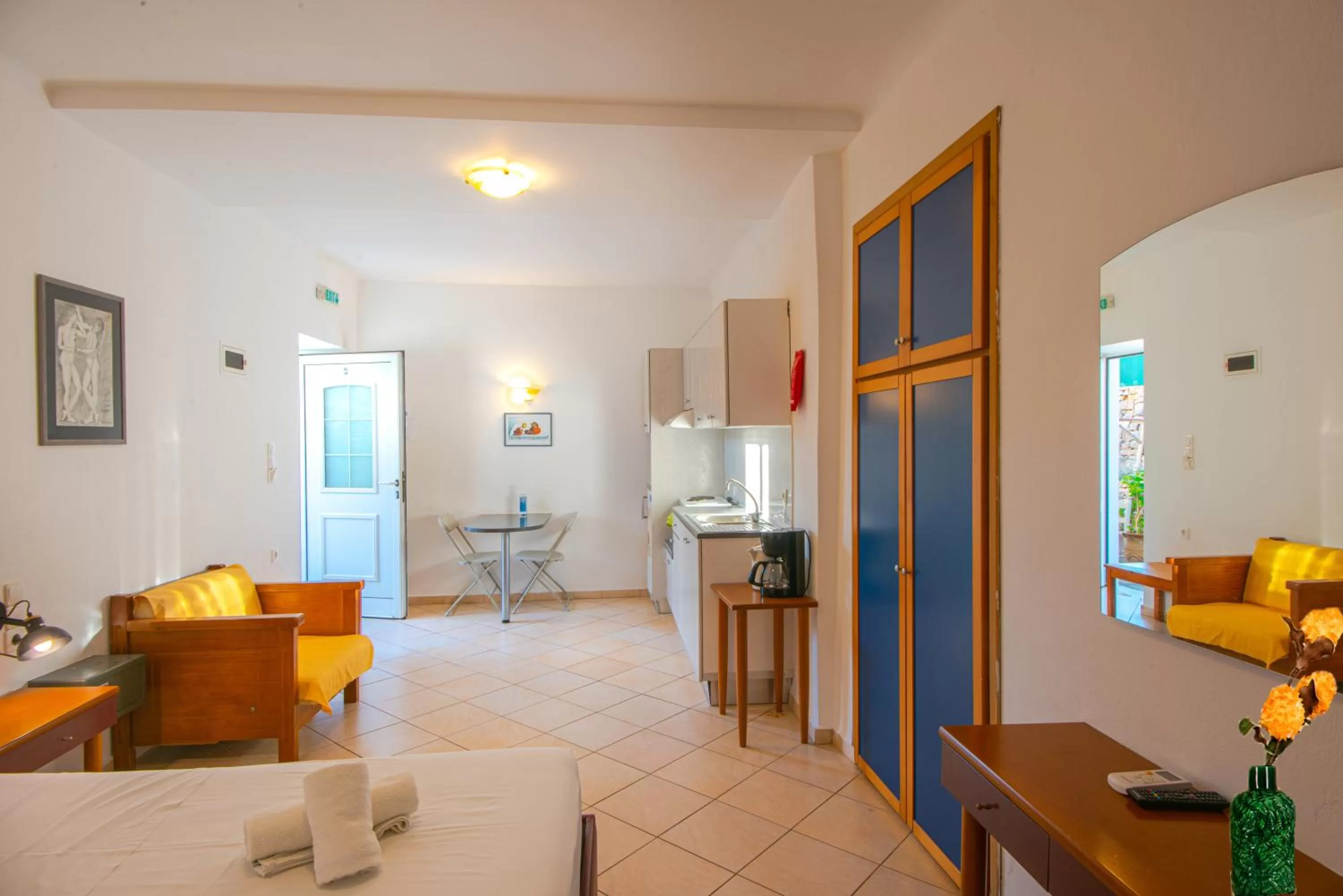 Bed in Polydoros Appartments