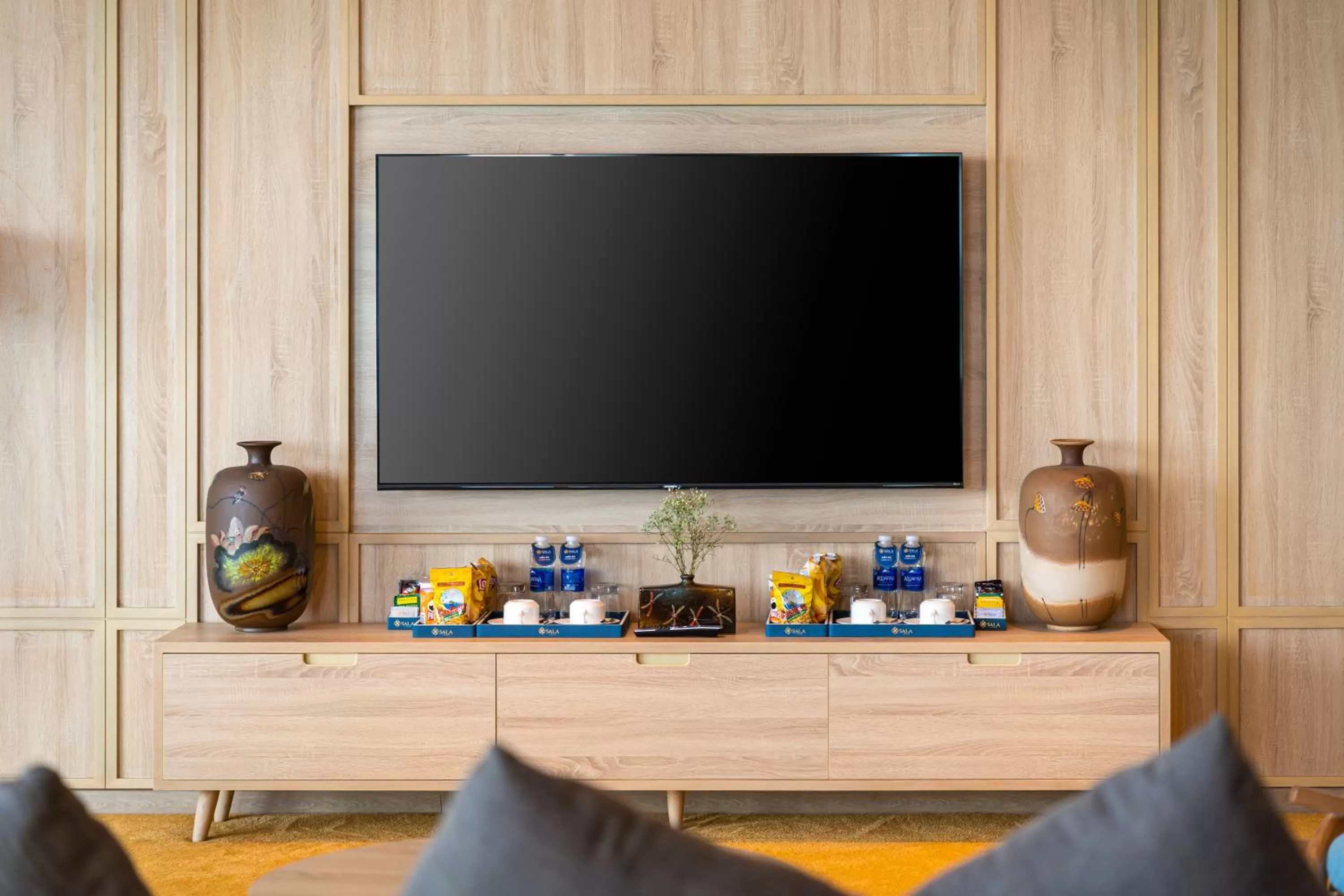 TV and multimedia in Sala Grand Tuy Hoa Hotel