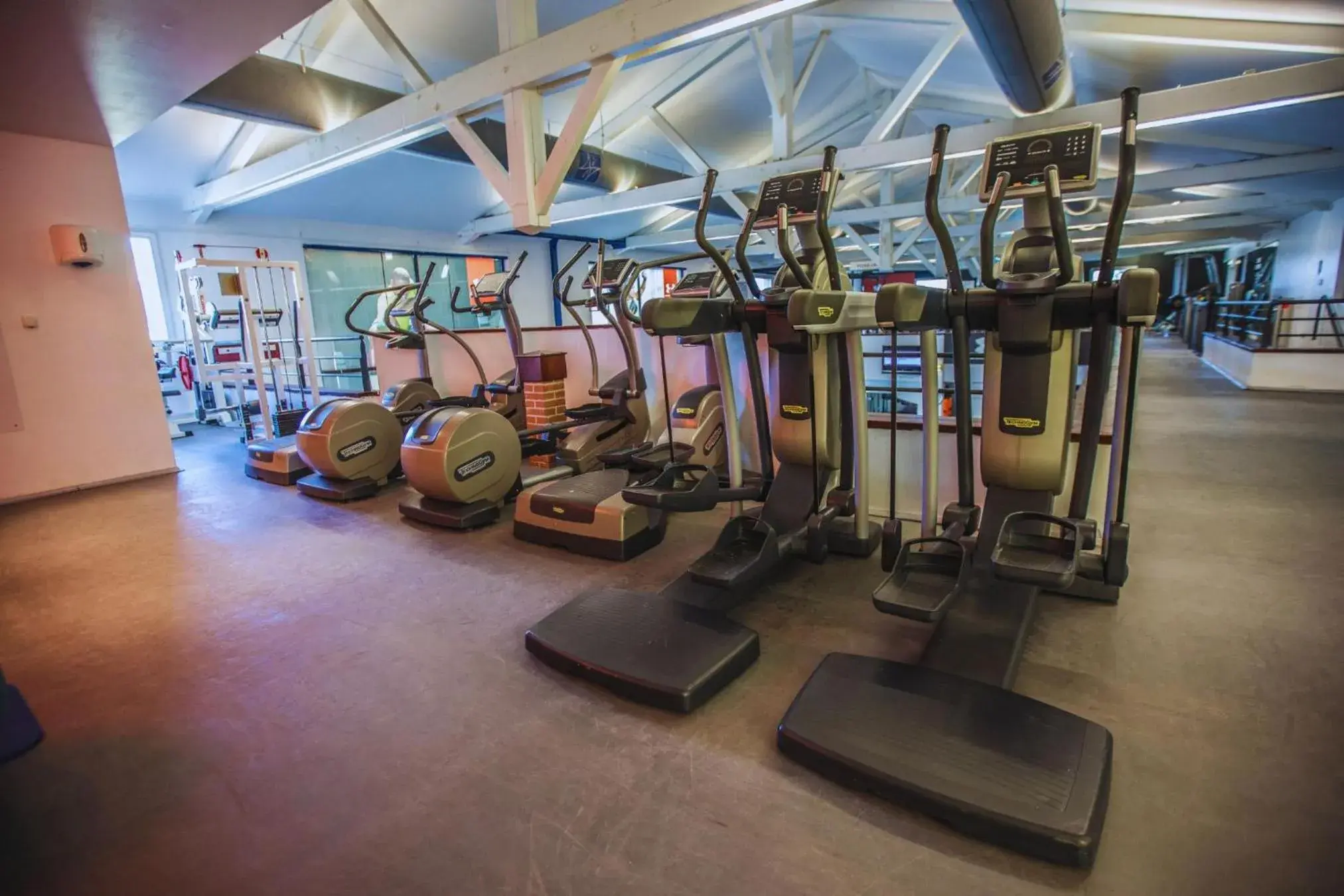 Fitness centre/facilities, Fitness Center/Facilities in Sporting House Hôtel