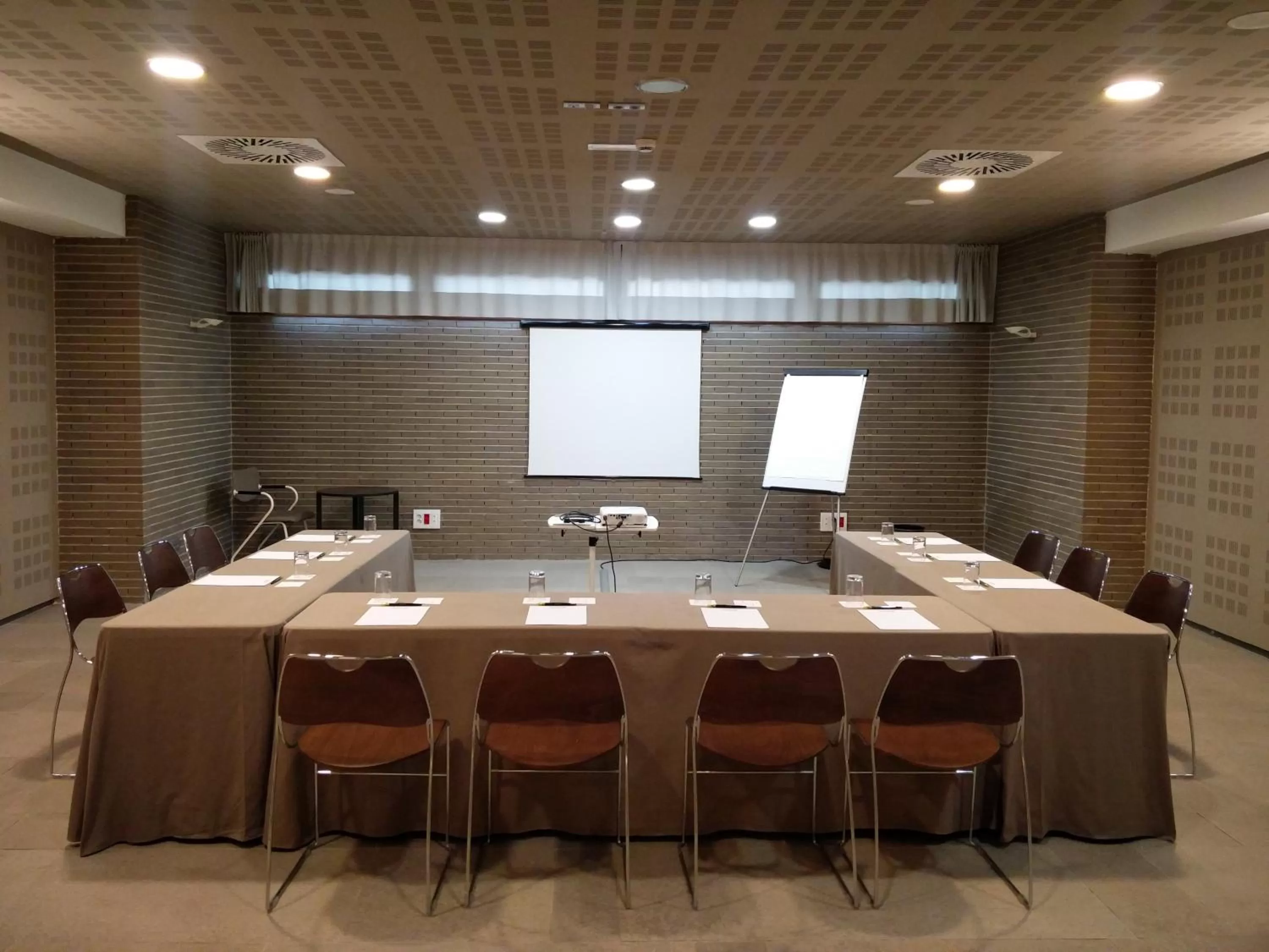 Business facilities in Sercotel El Encin Golf