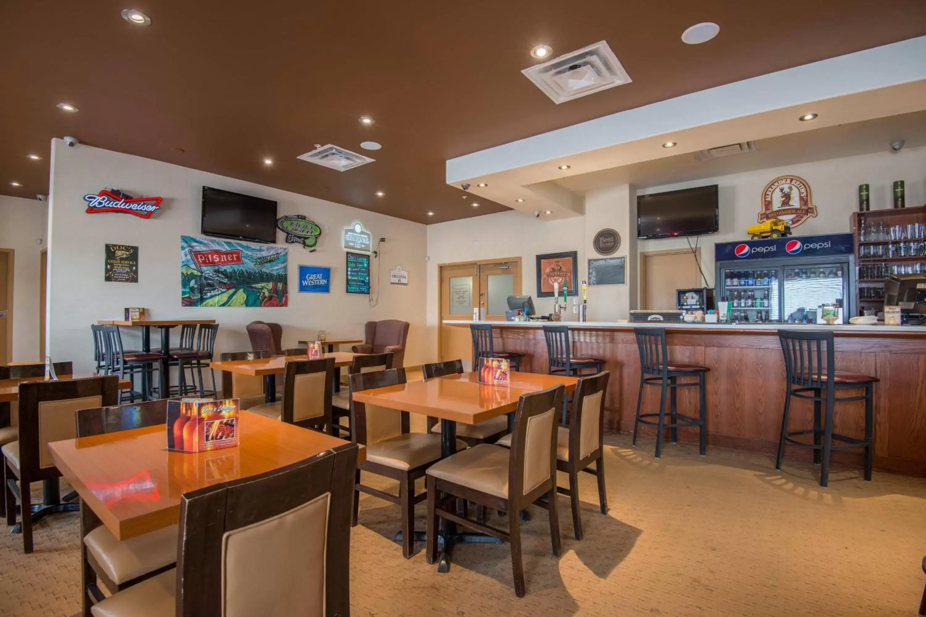 Lounge or bar, Restaurant/Places to Eat in Four Points by Sheraton Saskatoon