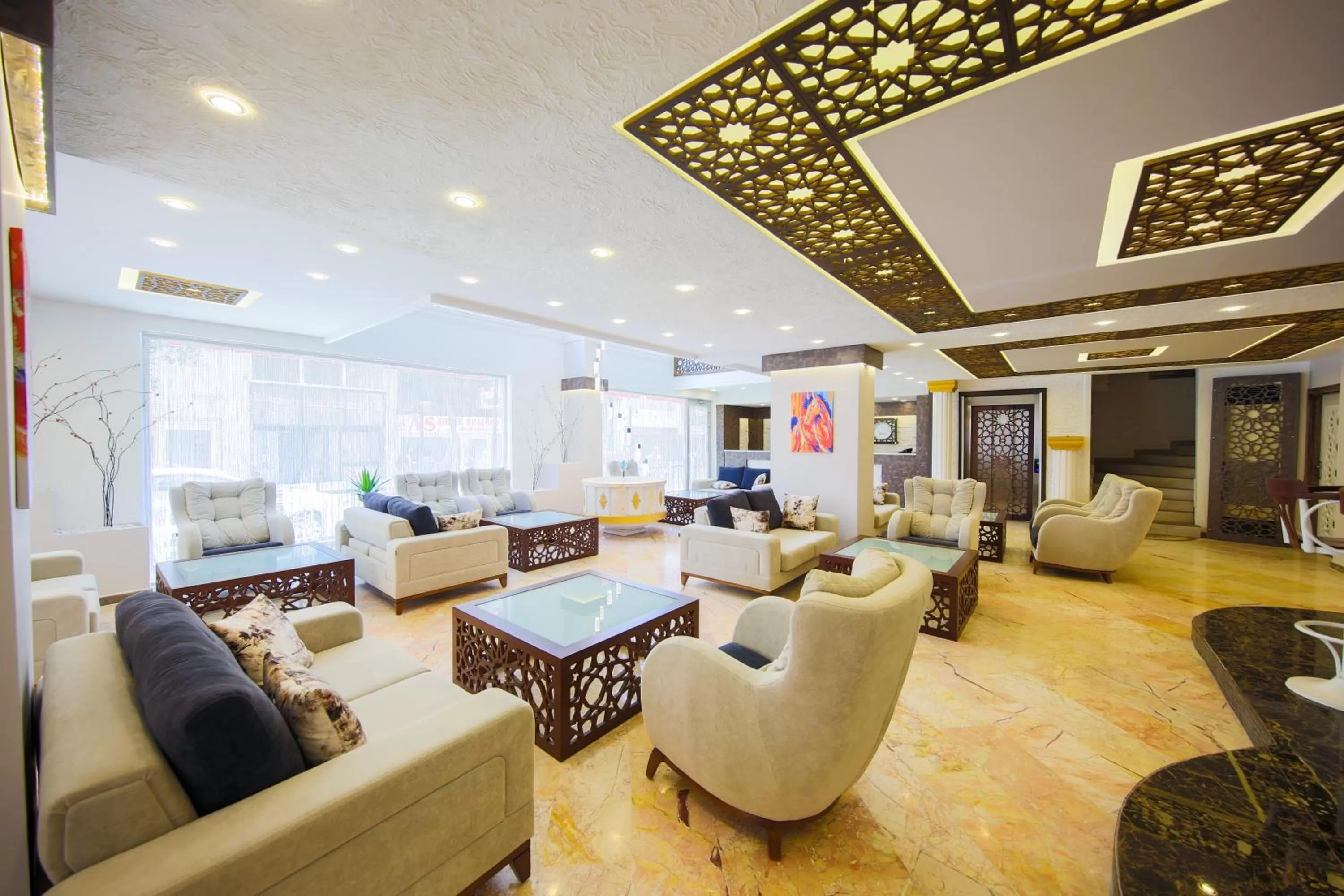 Lobby or reception in Mevre Hotel