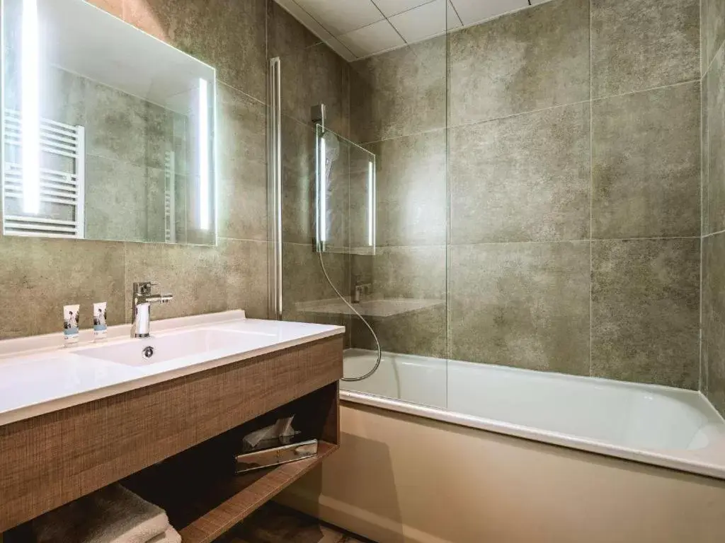 Bathroom in Wanderlust Hotel Chamonix