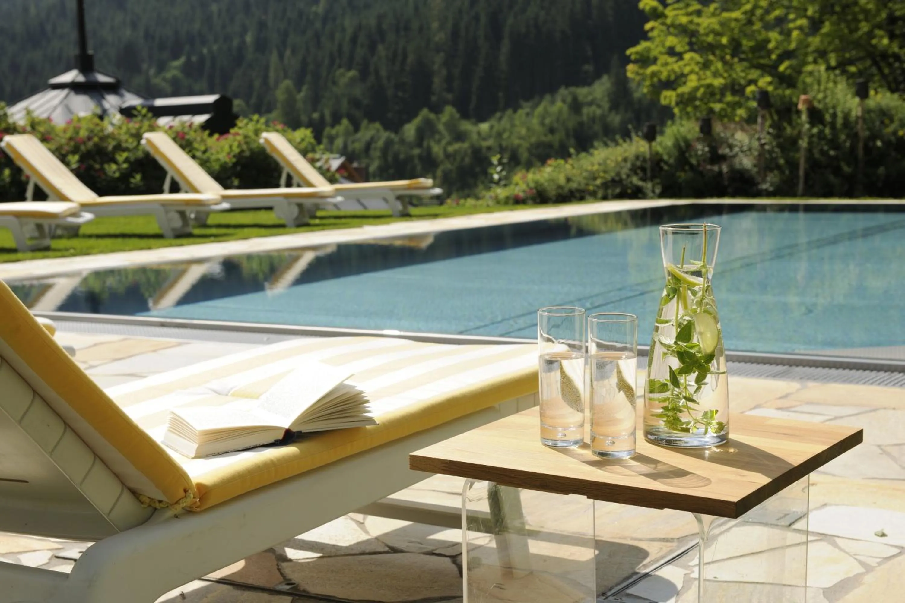 Swimming pool in Hotel Saalbacher Hof