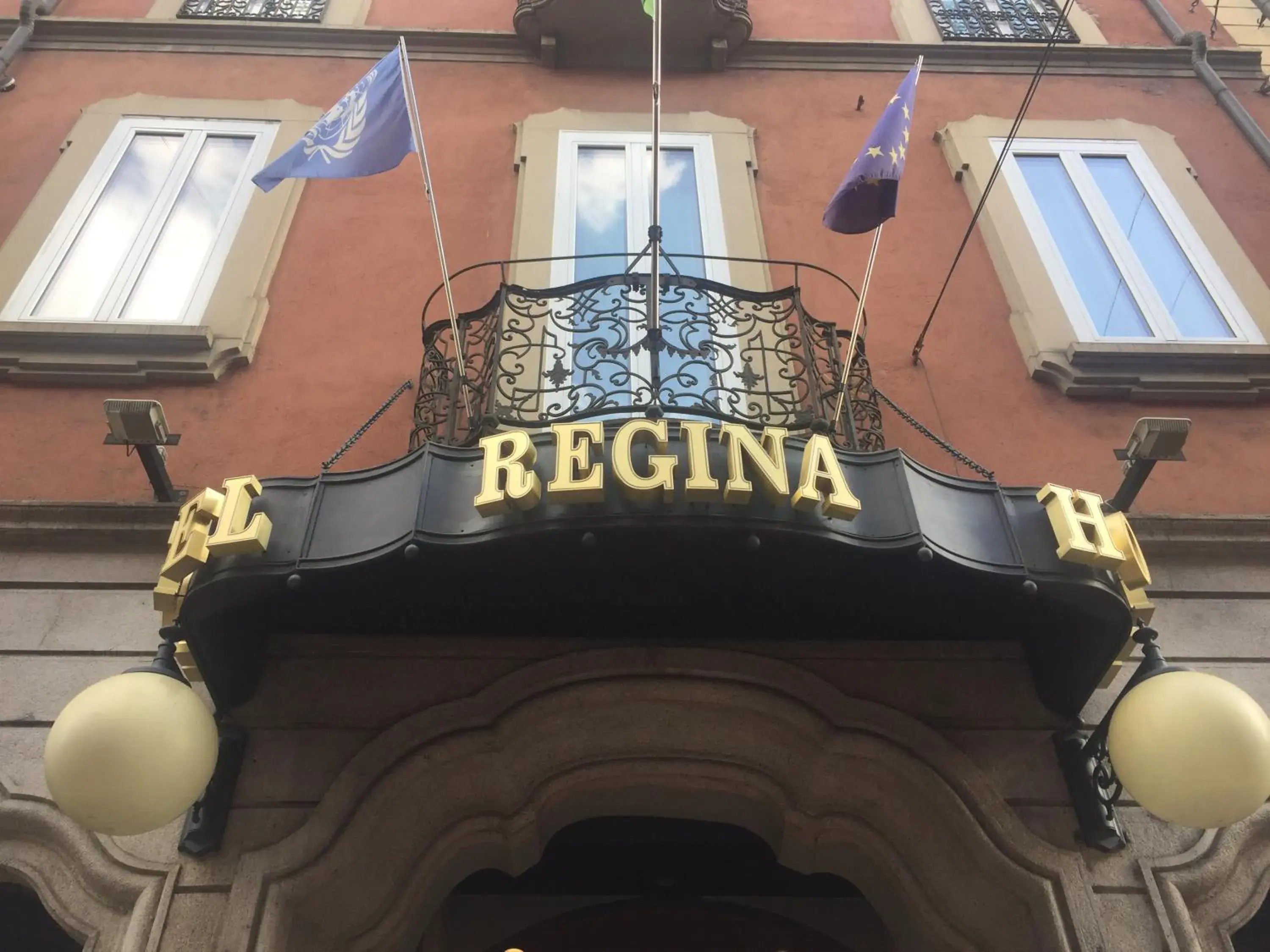 Facade/entrance in Hotel Regina