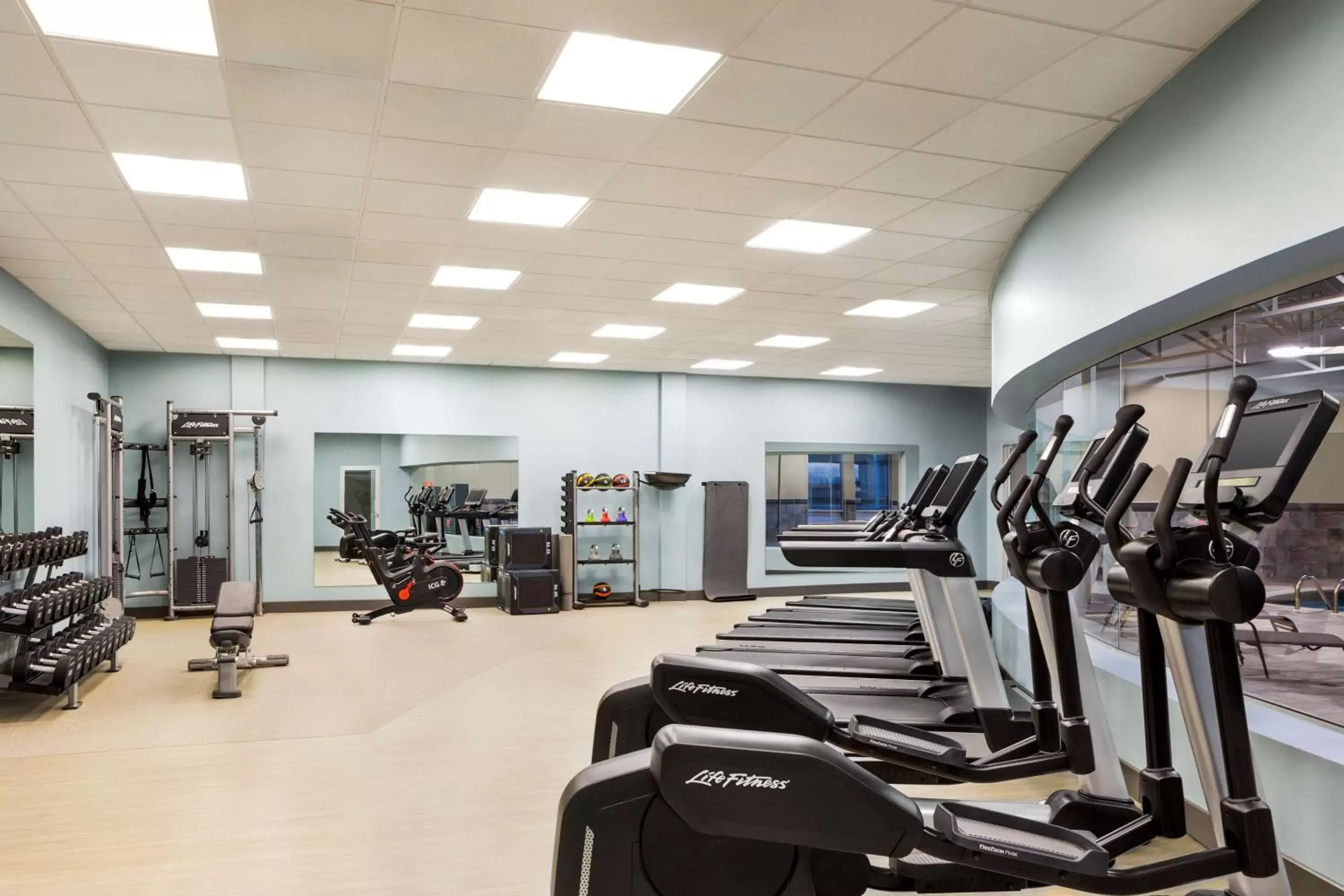 Fitness centre/facilities, Fitness Center/Facilities in Doubletree By Hilton Pointe Claire Montreal Airport West