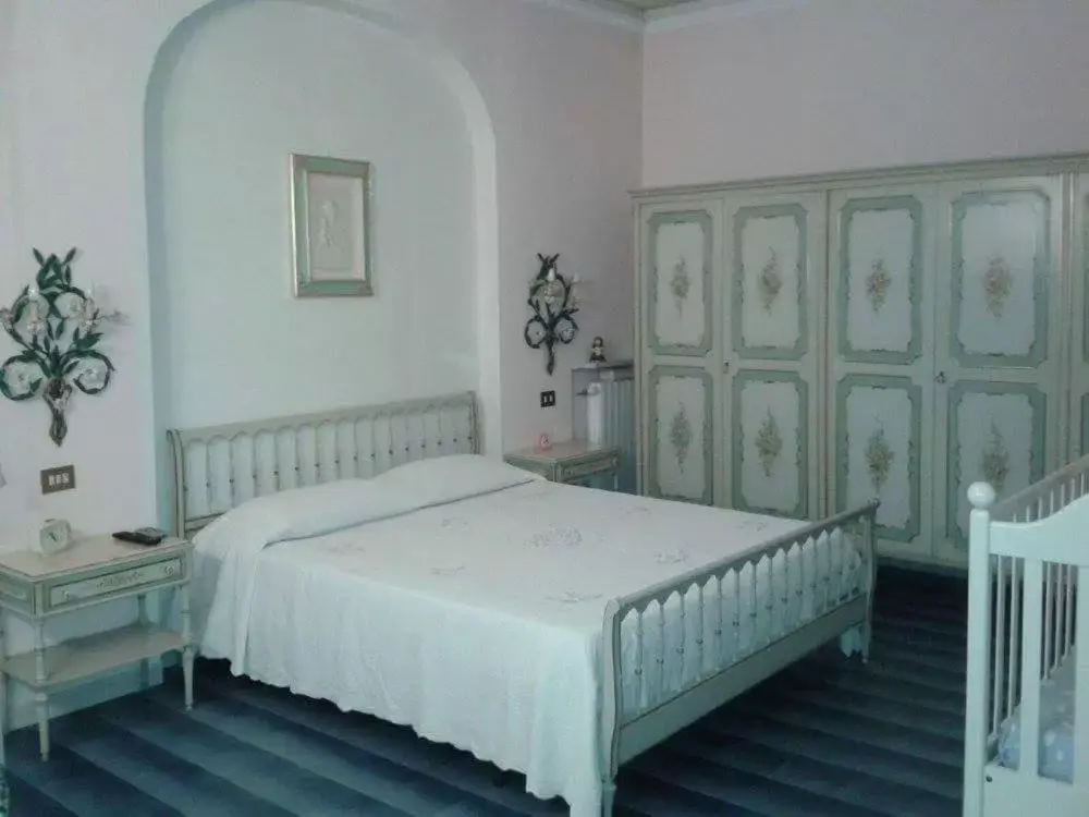 Photo of the whole room, Bed in B&B Dai Nonni