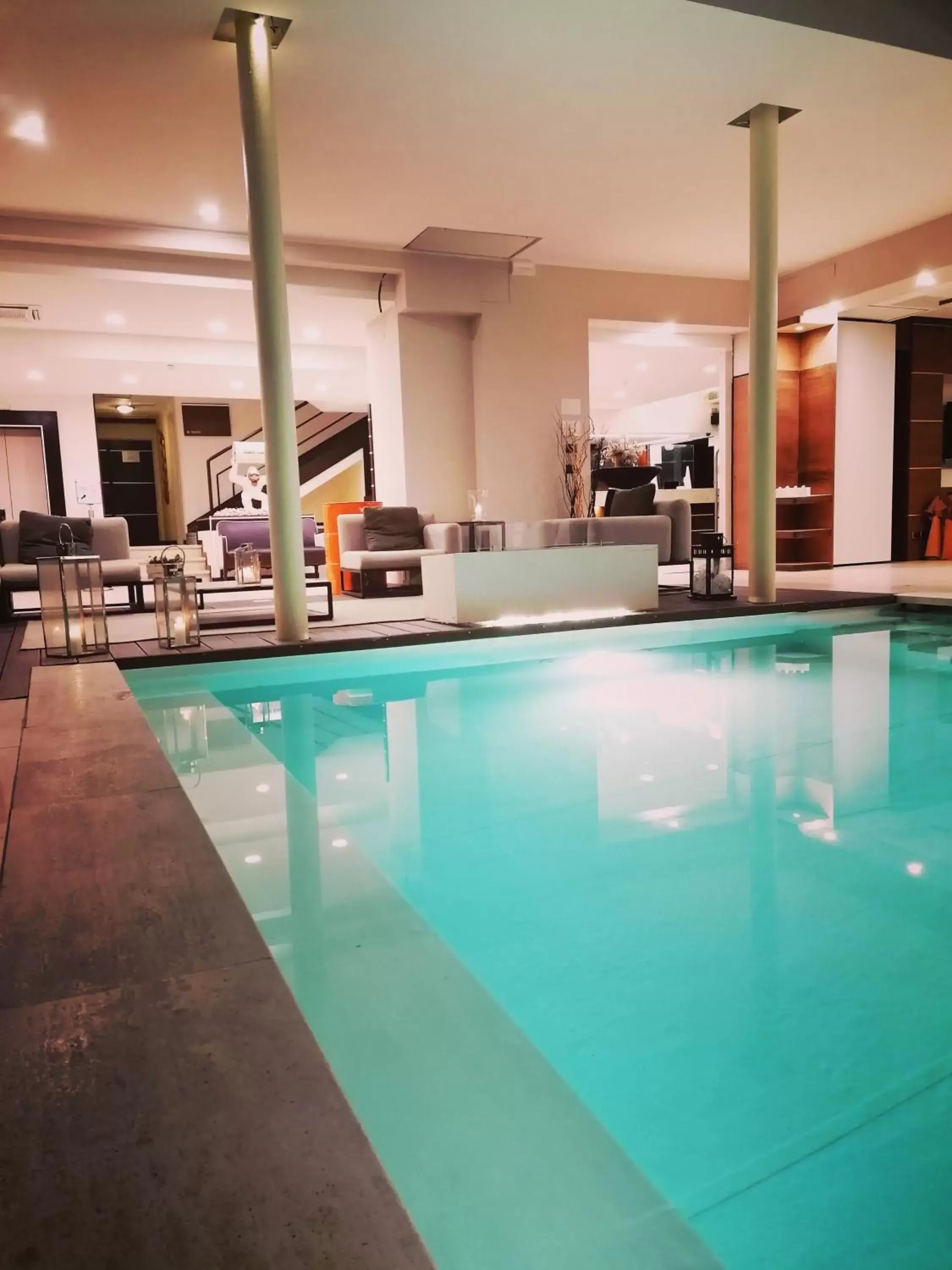 Swimming Pool in Poggio Hotel