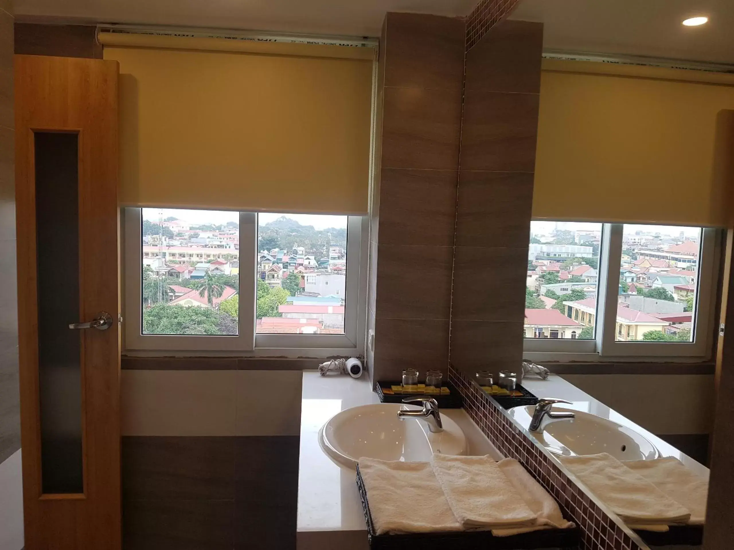Toilet, Bathroom in The Queen Hotel Ninh Binh