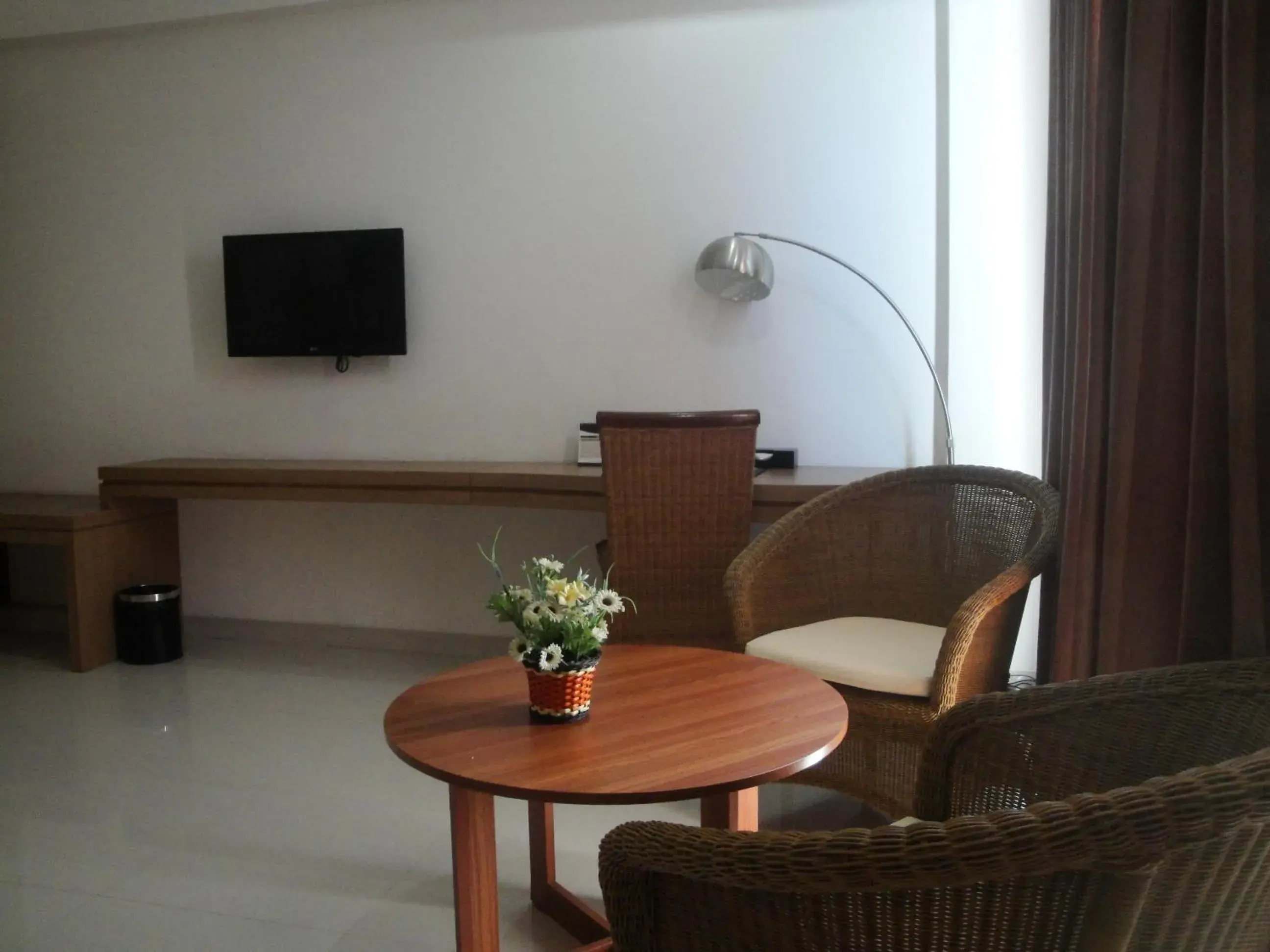 TV and multimedia, Seating Area in Hotel On The Rock By Prasanthi