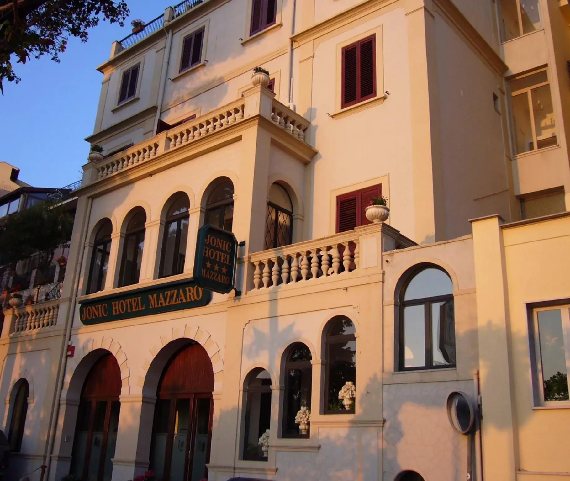 Facade/entrance, Property Building in Jonic Hotel Mazzarò
