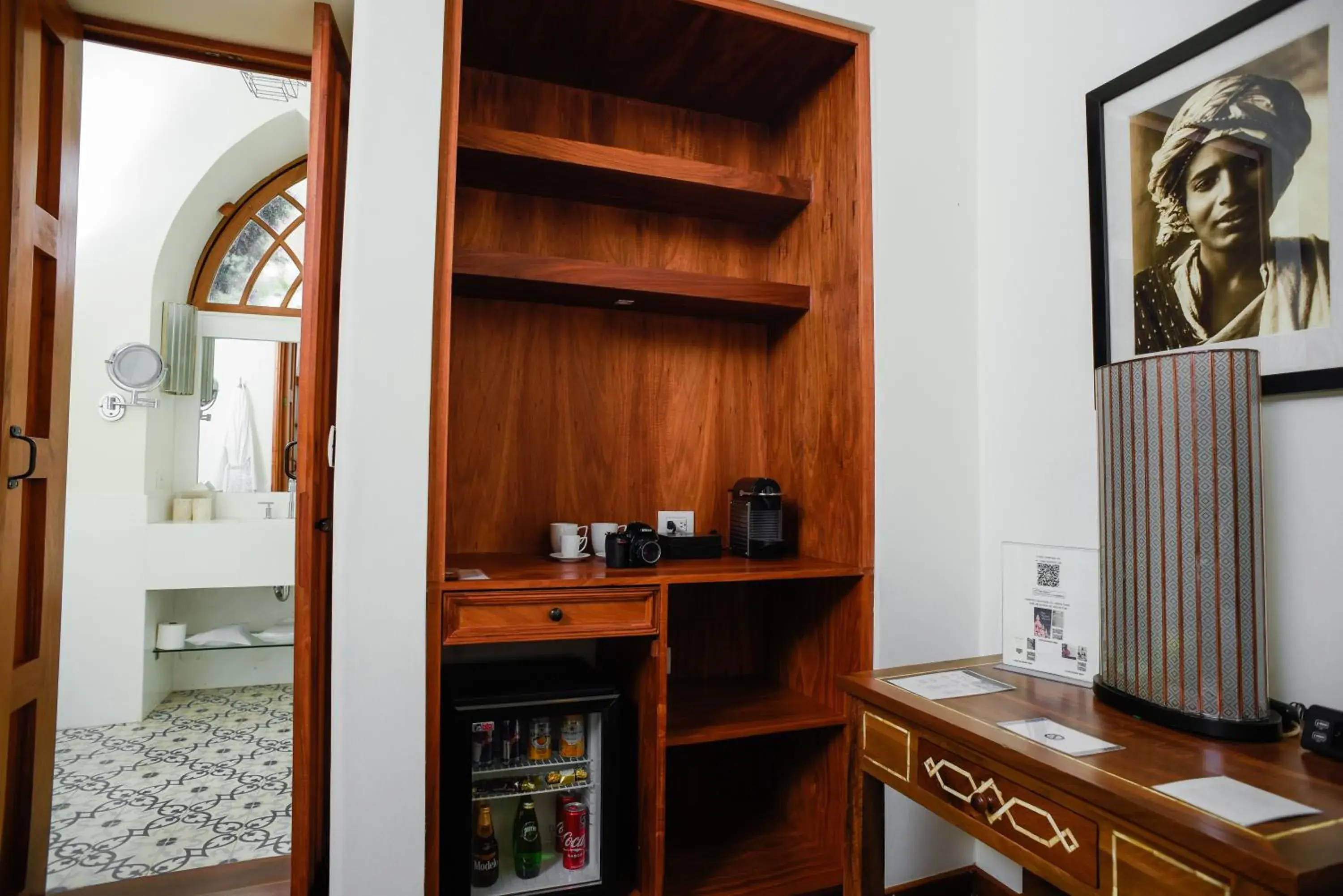 Bedroom, Kitchen/Kitchenette in HOTEL CASA BLANCA 7