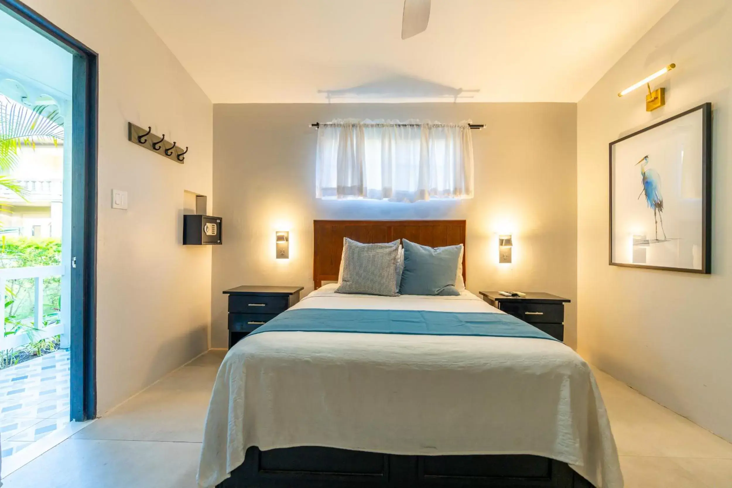 Bed in Travellers Beach Resort Bed in Travellers Beach Resort