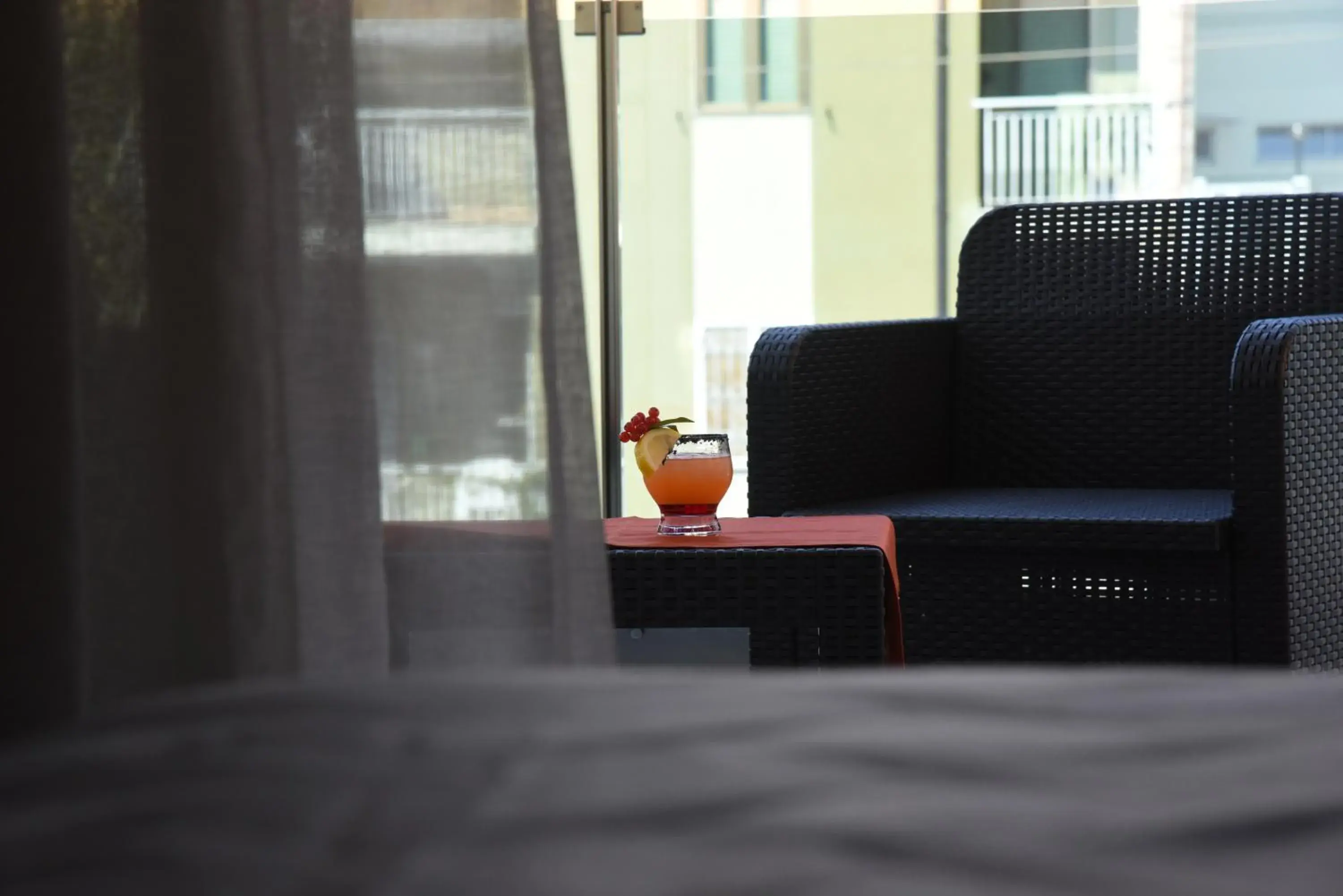 Balcony/Terrace, Seating Area in Hotel Niagara