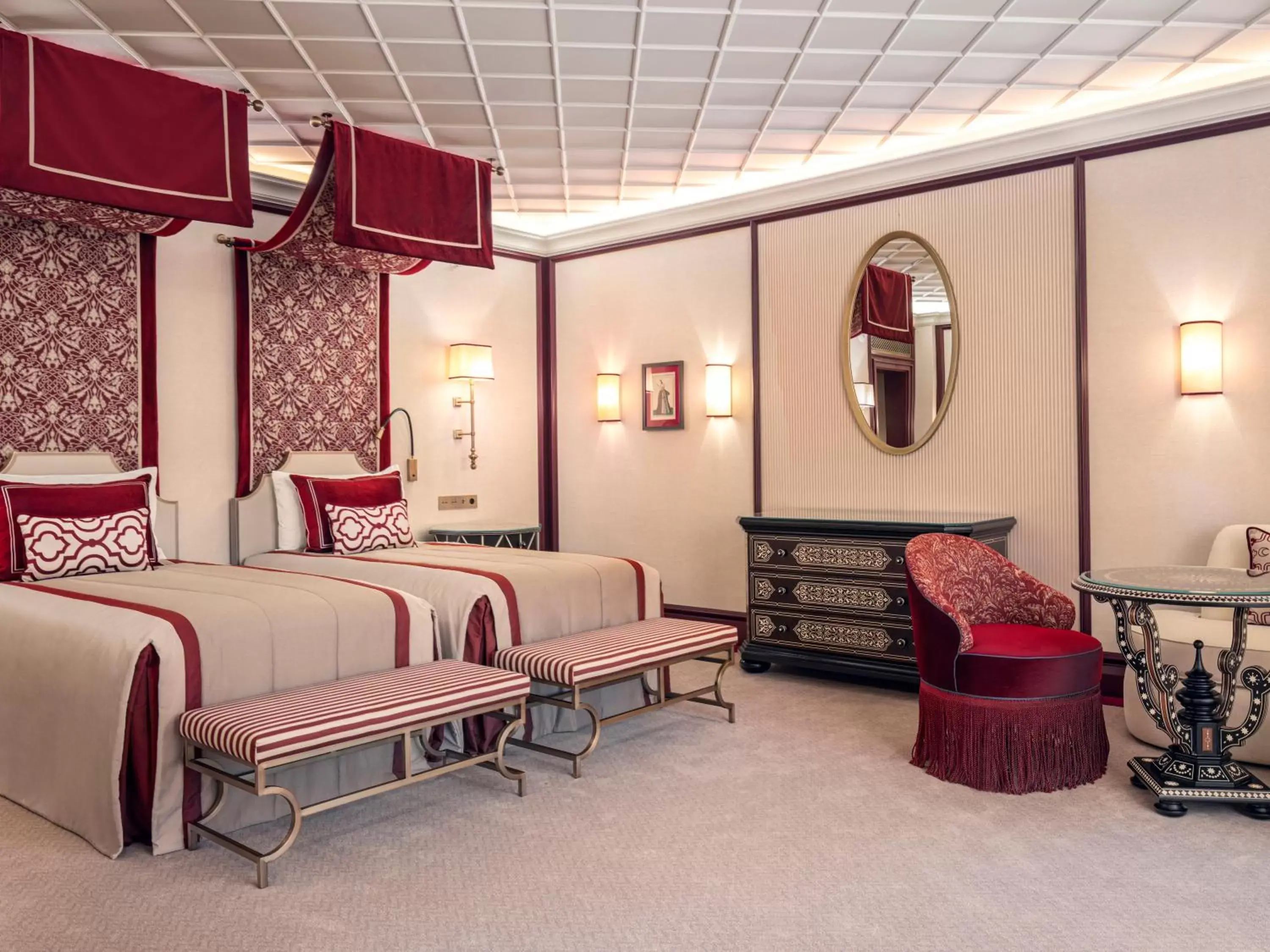 Bedroom in Çırağan Palace Kempinski Istanbul