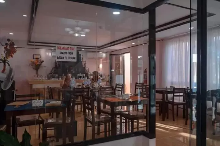 Restaurant/places to eat in Adams View Hotel Restaurant/places to eat in Adams View Hotel