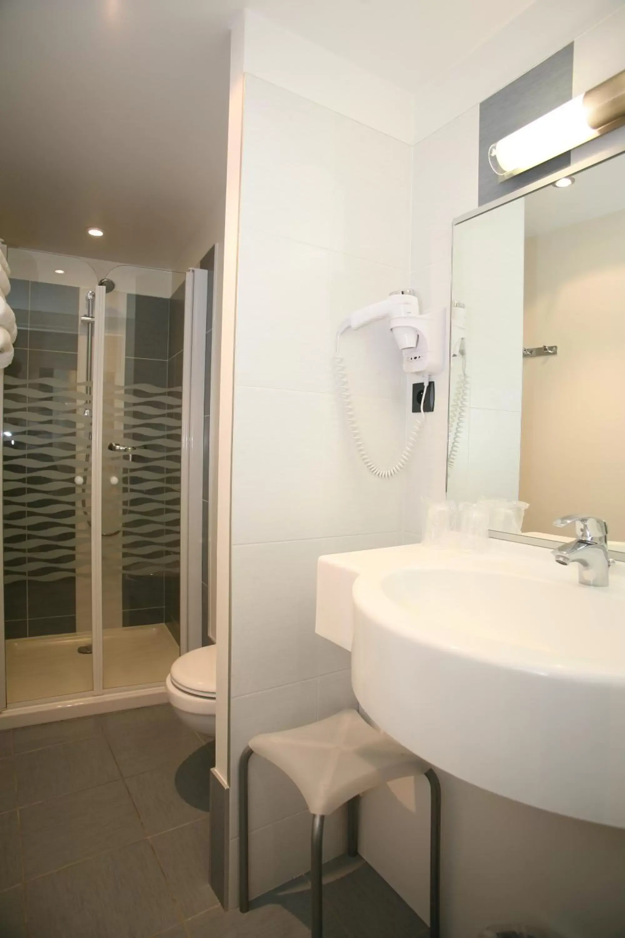 Bathroom in Hotel du Louvre