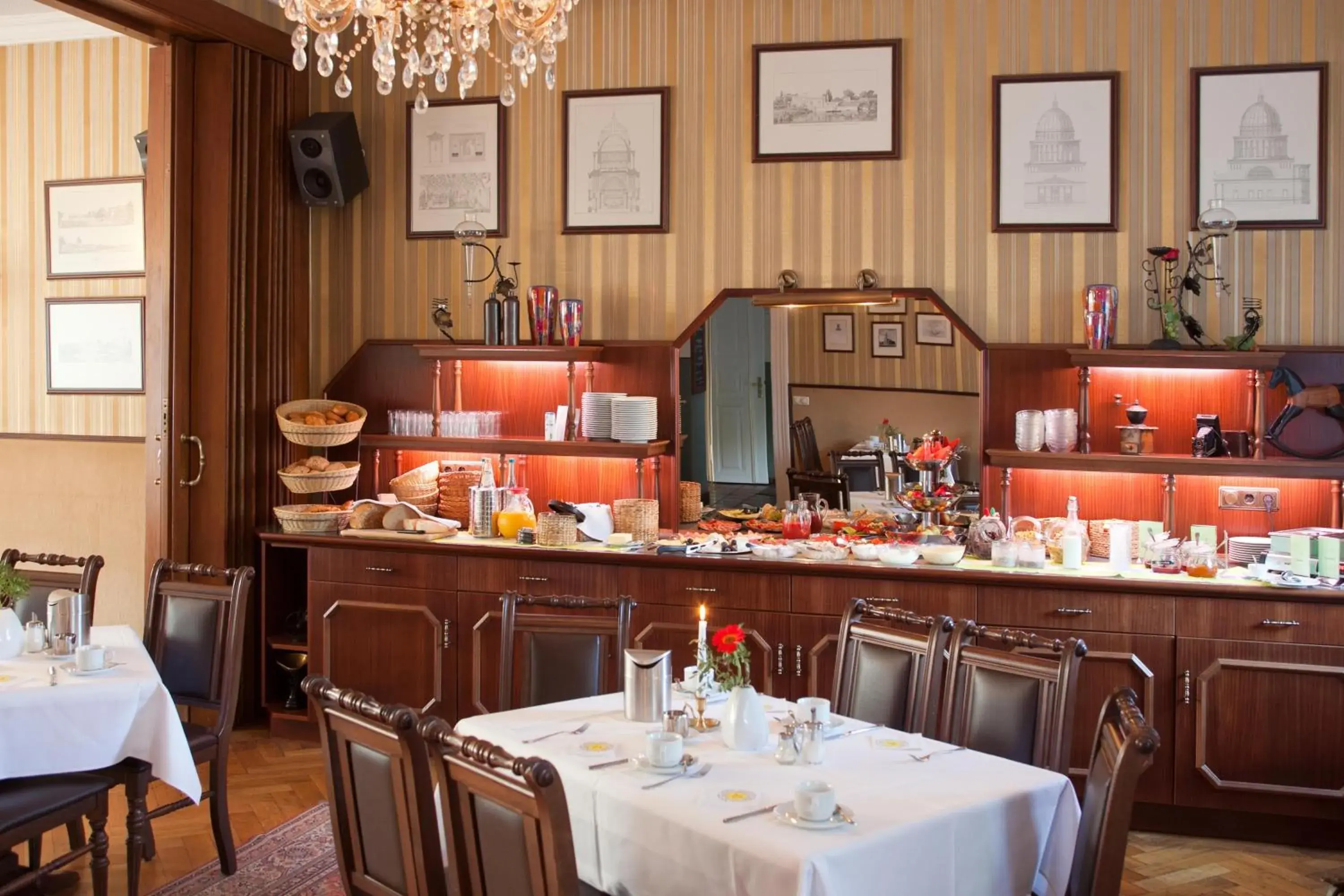 Buffet breakfast, Restaurant/Places to Eat in Hotel & Restaurant Am Alten Rhin