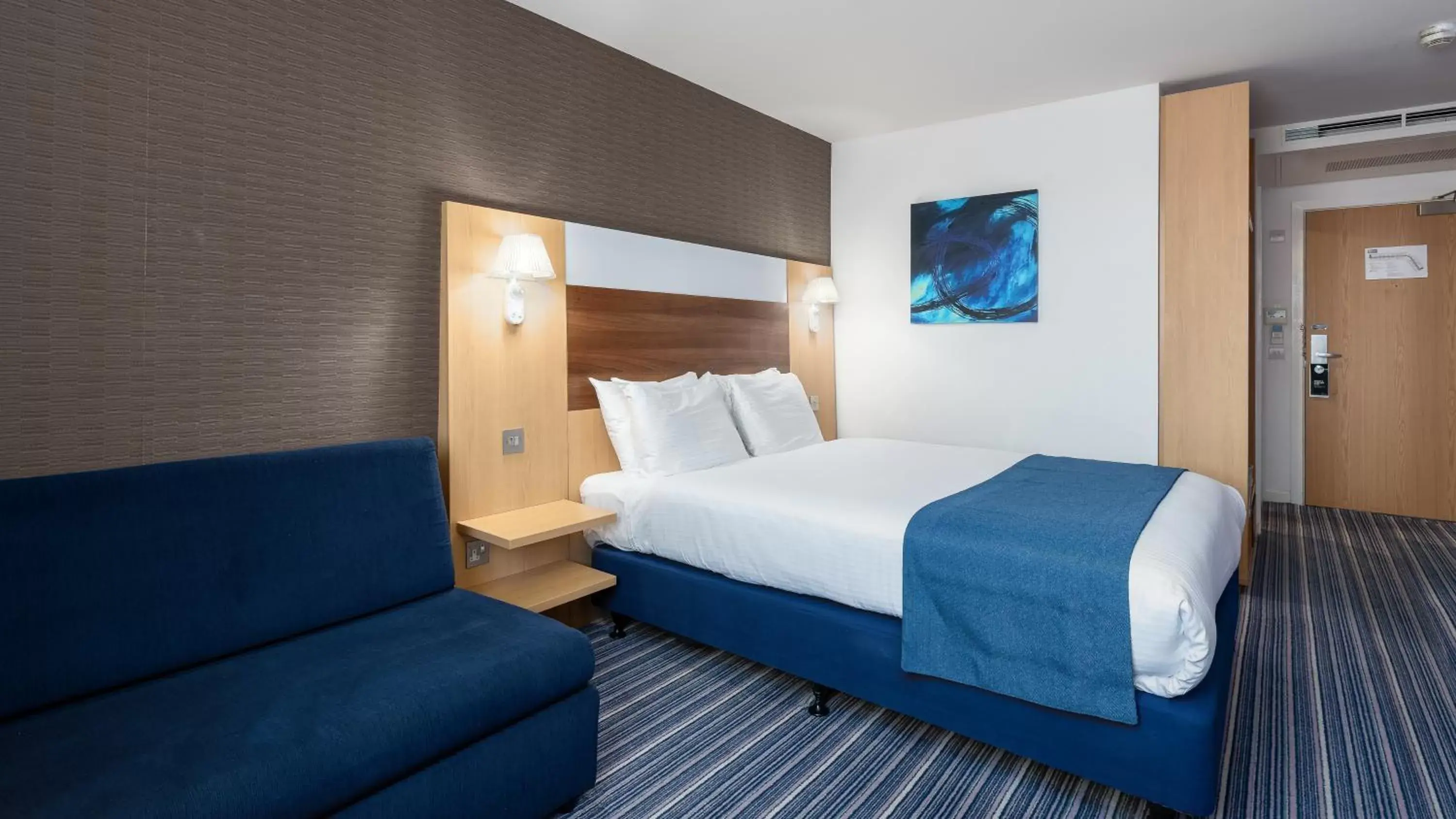 Bedroom, Bed in Holiday Inn Express Leigh - Sports Village, an IHG Hotel