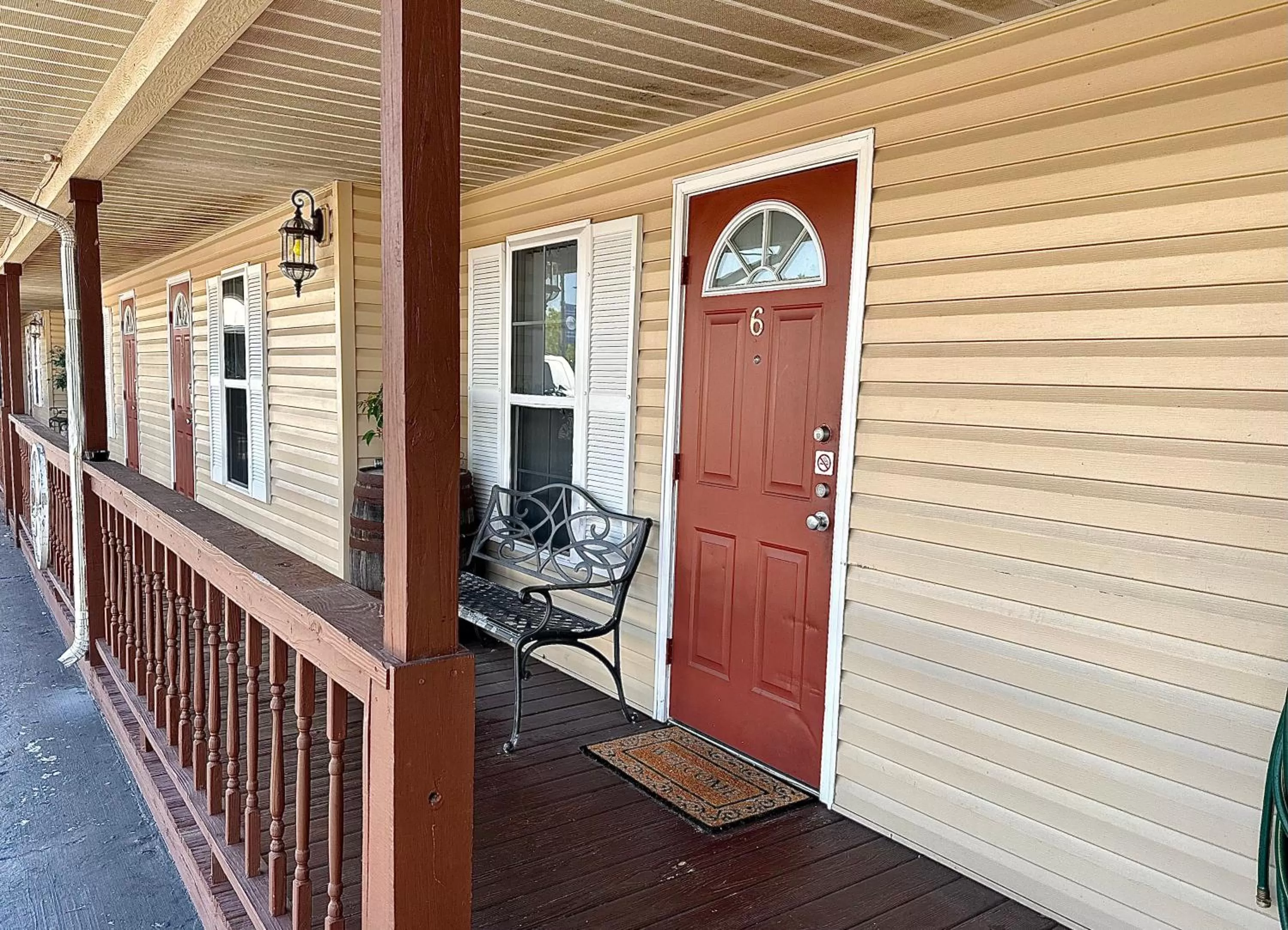 Patio in Buffalo Chip's Ranch House Motel