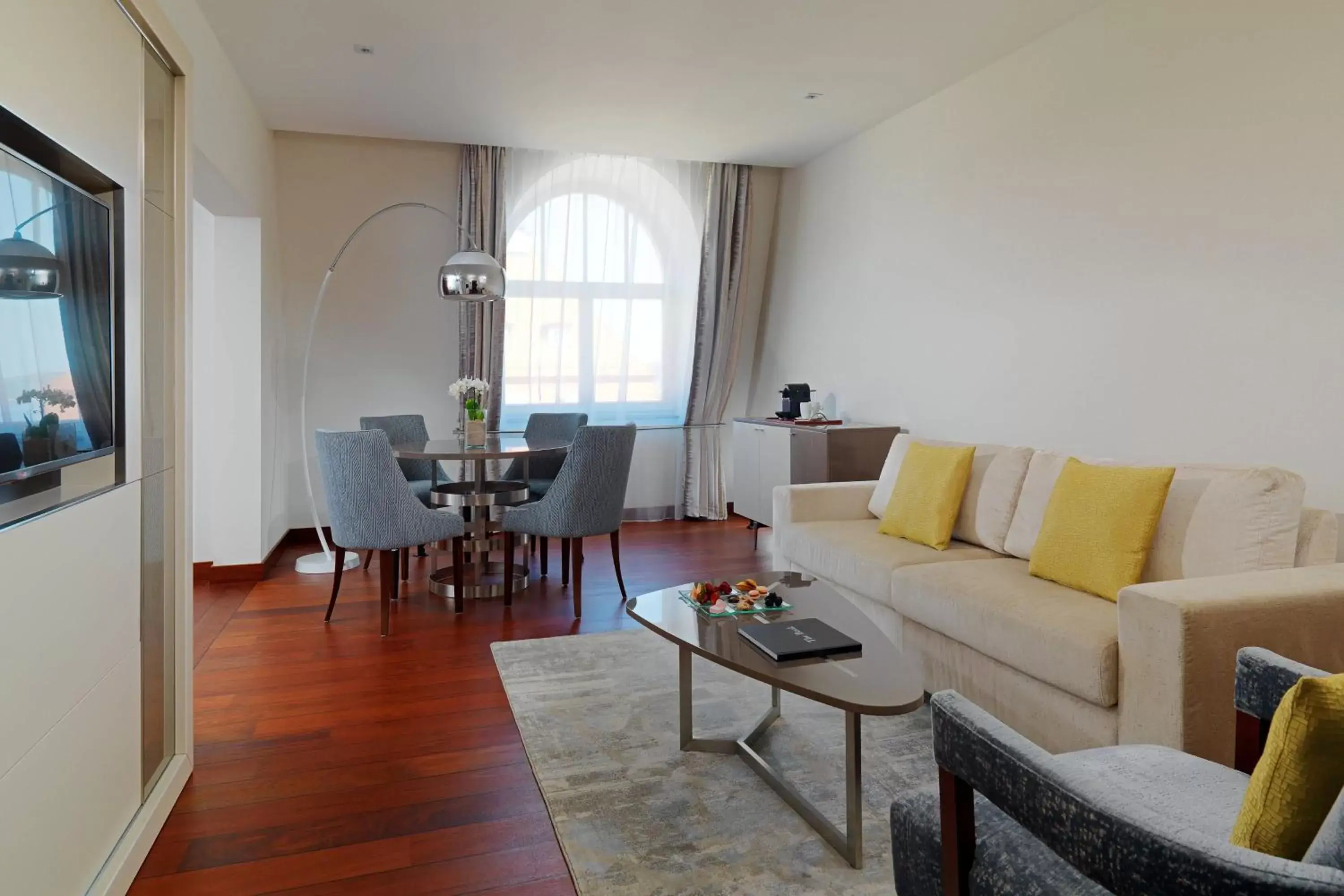 Living room, Seating Area in Sheraton Sopot Hotel