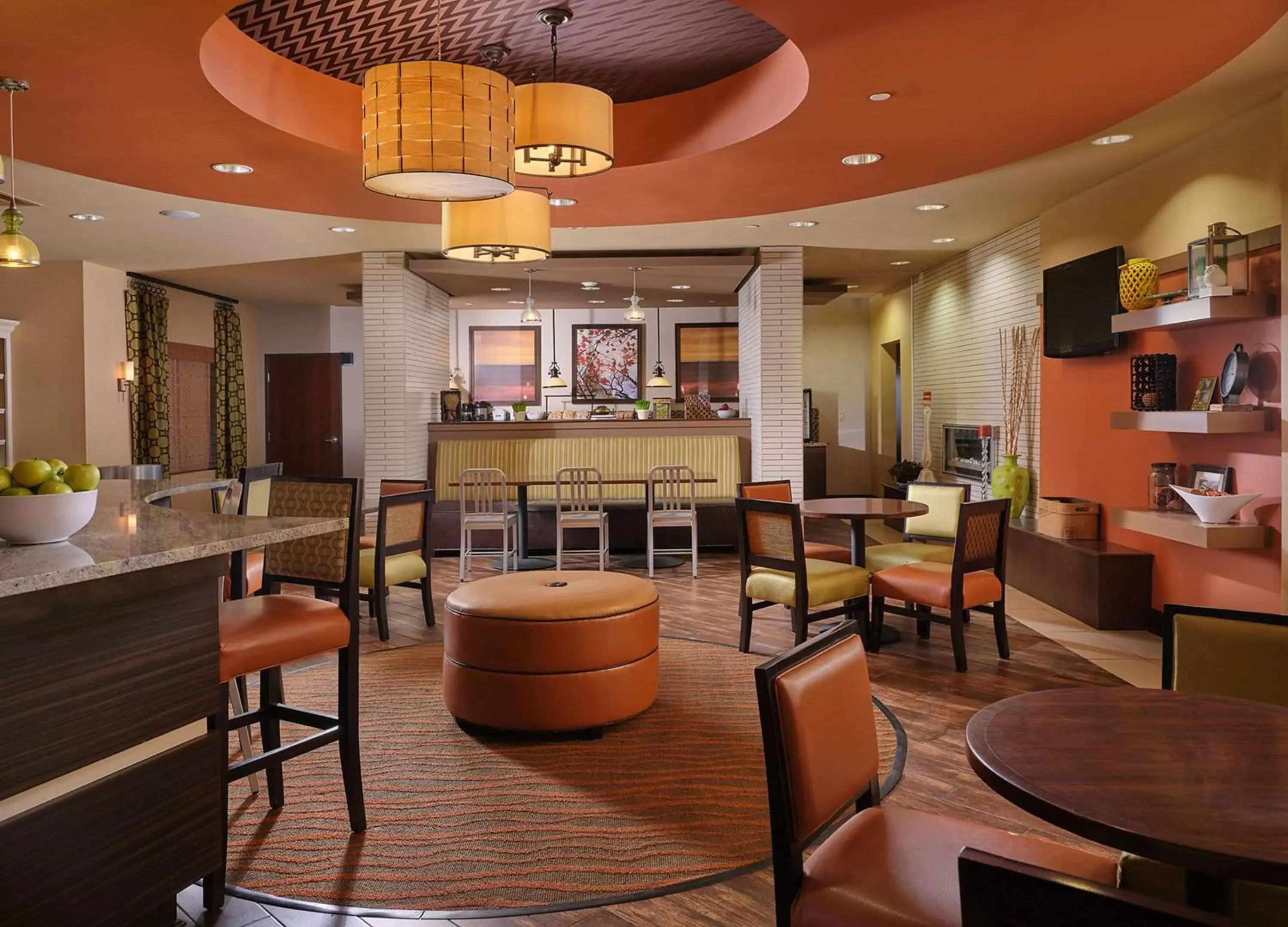 Lobby or reception, Restaurant/Places to Eat in Best Western Plus Tupelo Inn & Suites