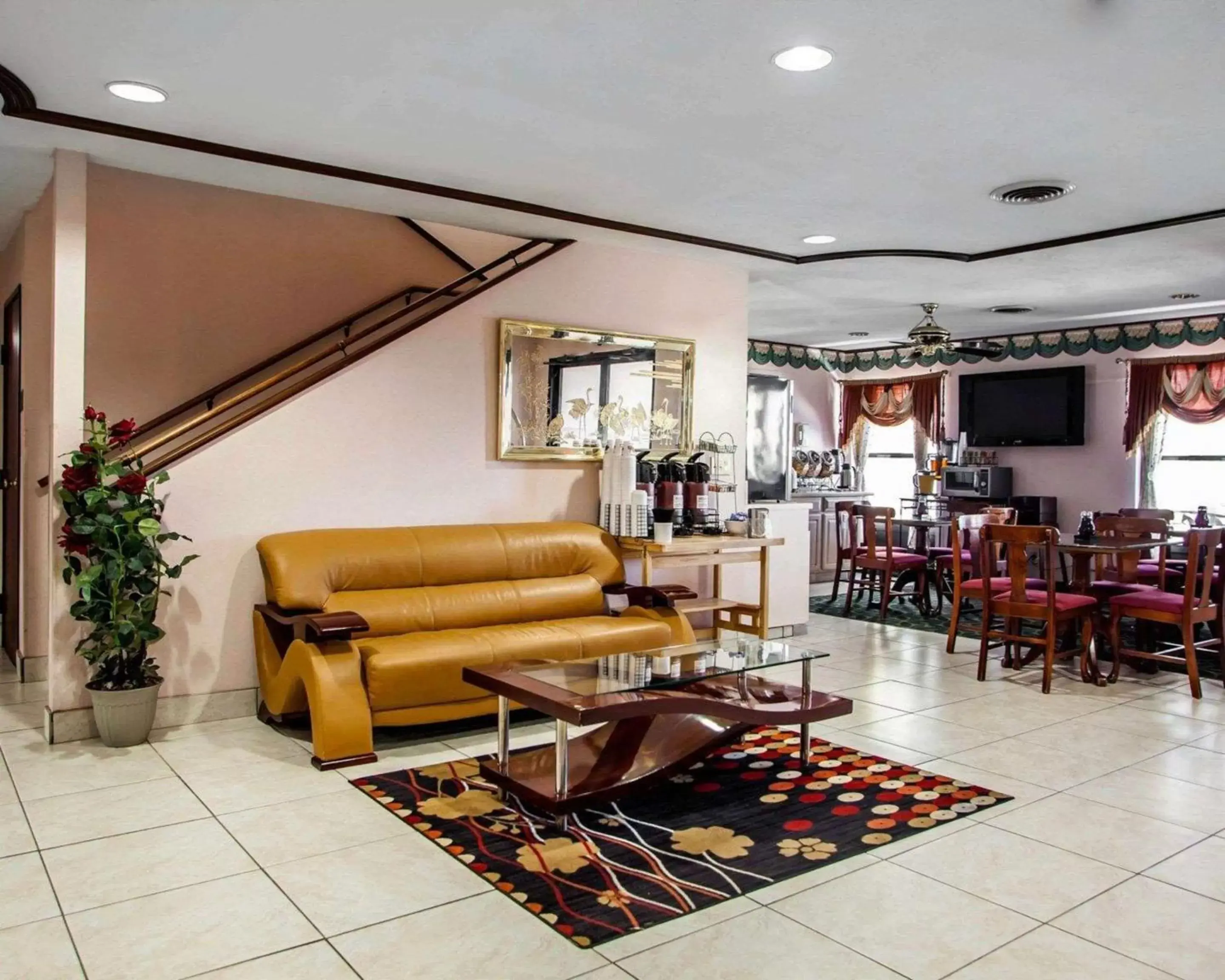 Lobby or reception in Quality Inn Arcola Lobby or reception in Quality Inn Arcola