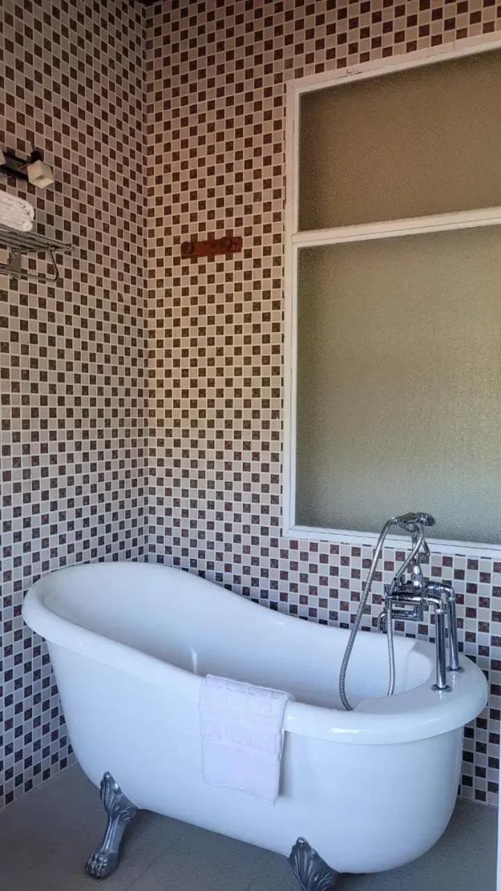 Bathroom in An Hoa Residence