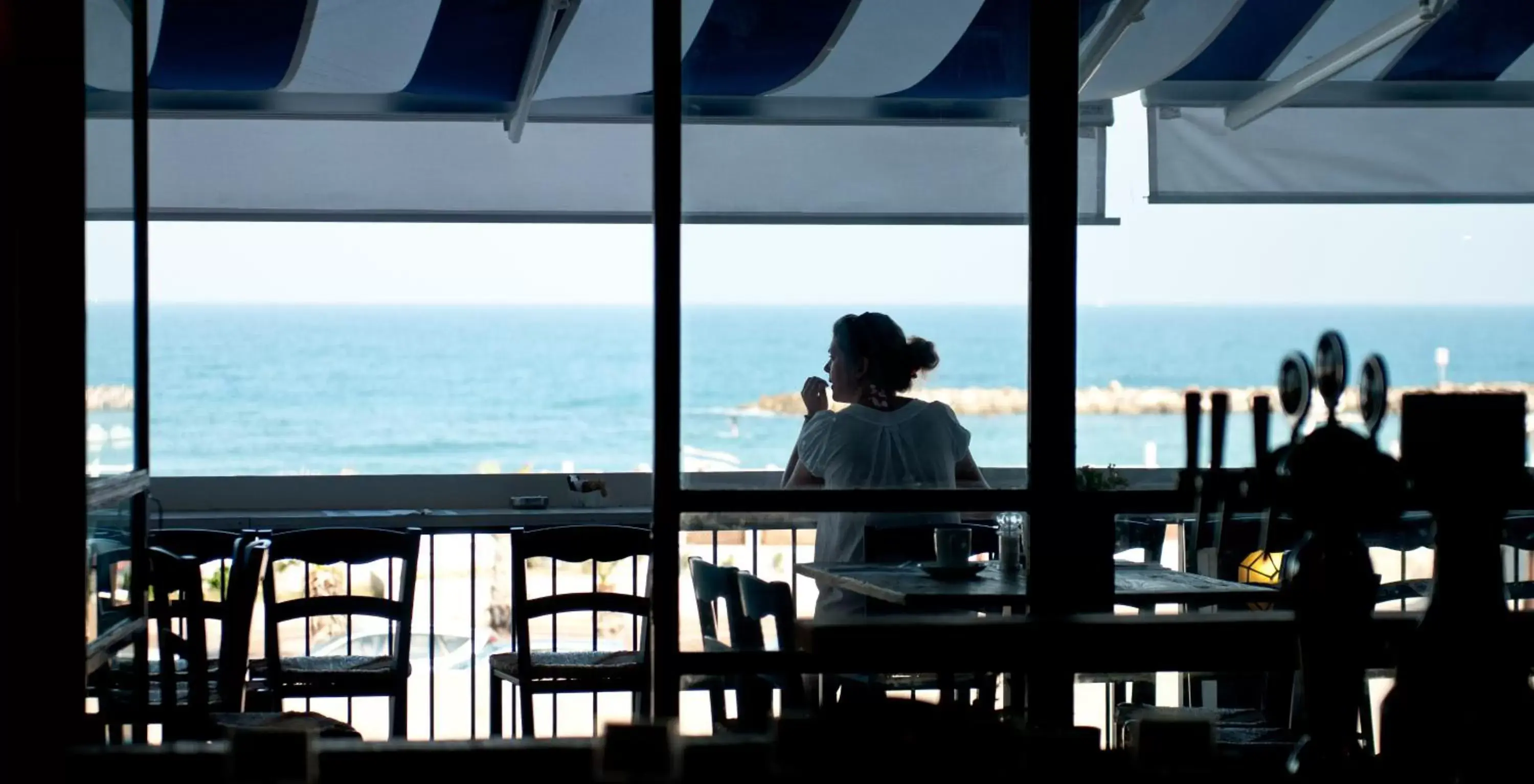 Balcony/Terrace, Restaurant/Places to Eat in Prima Tel Aviv Hotel