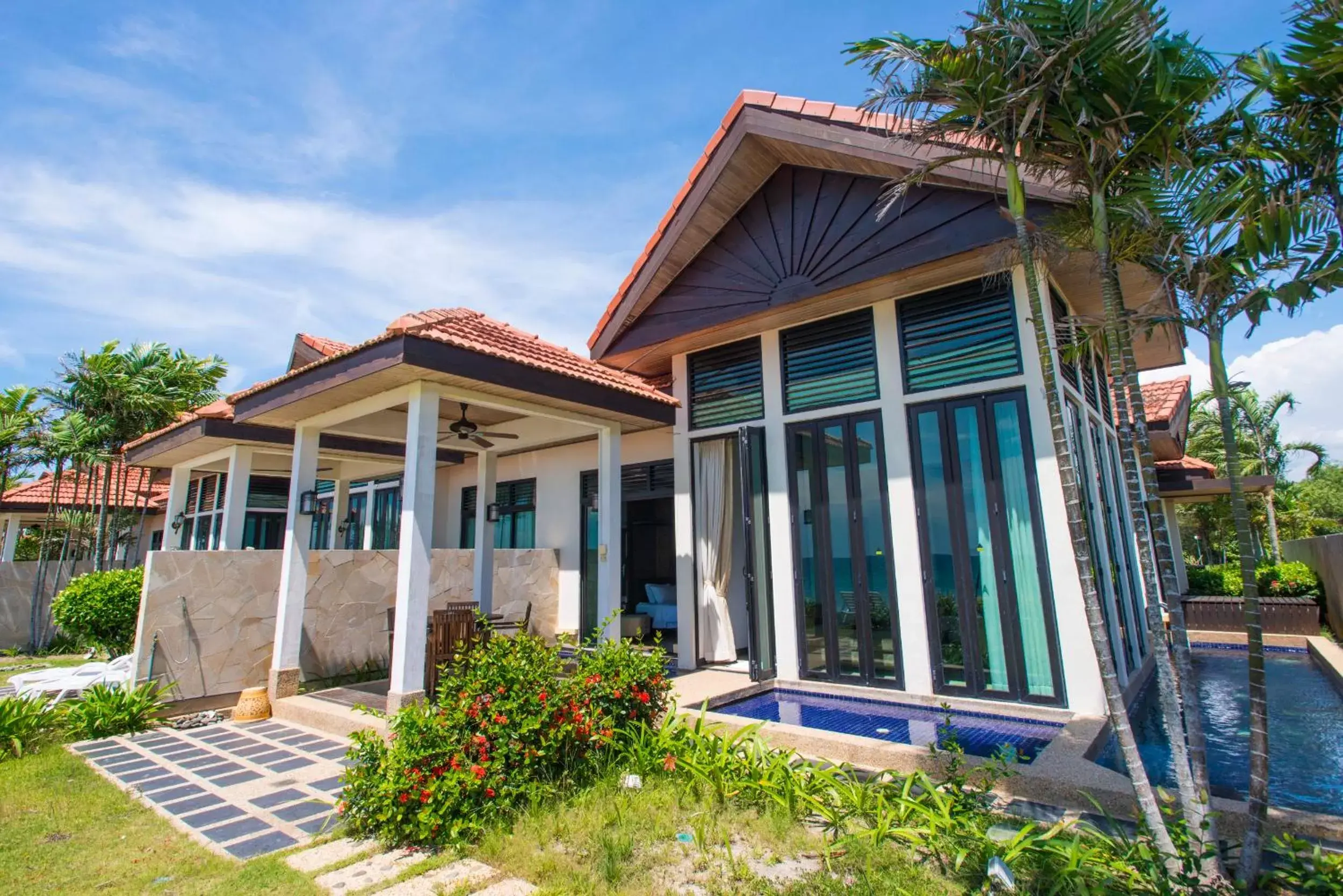 Facade/entrance in Sabah Beach Villas & Suites Facade/entrance in Sabah Beach Villas & Suites