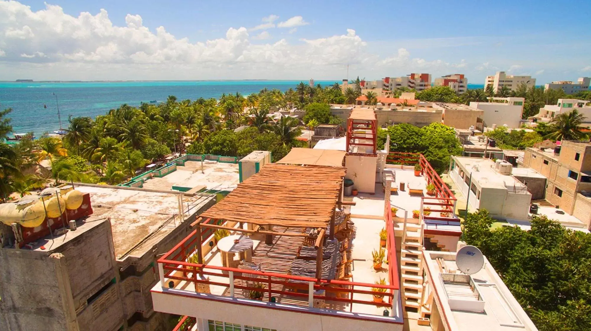 Sea view, Bird's-eye View in Sol Caribe Departamentos & Suites