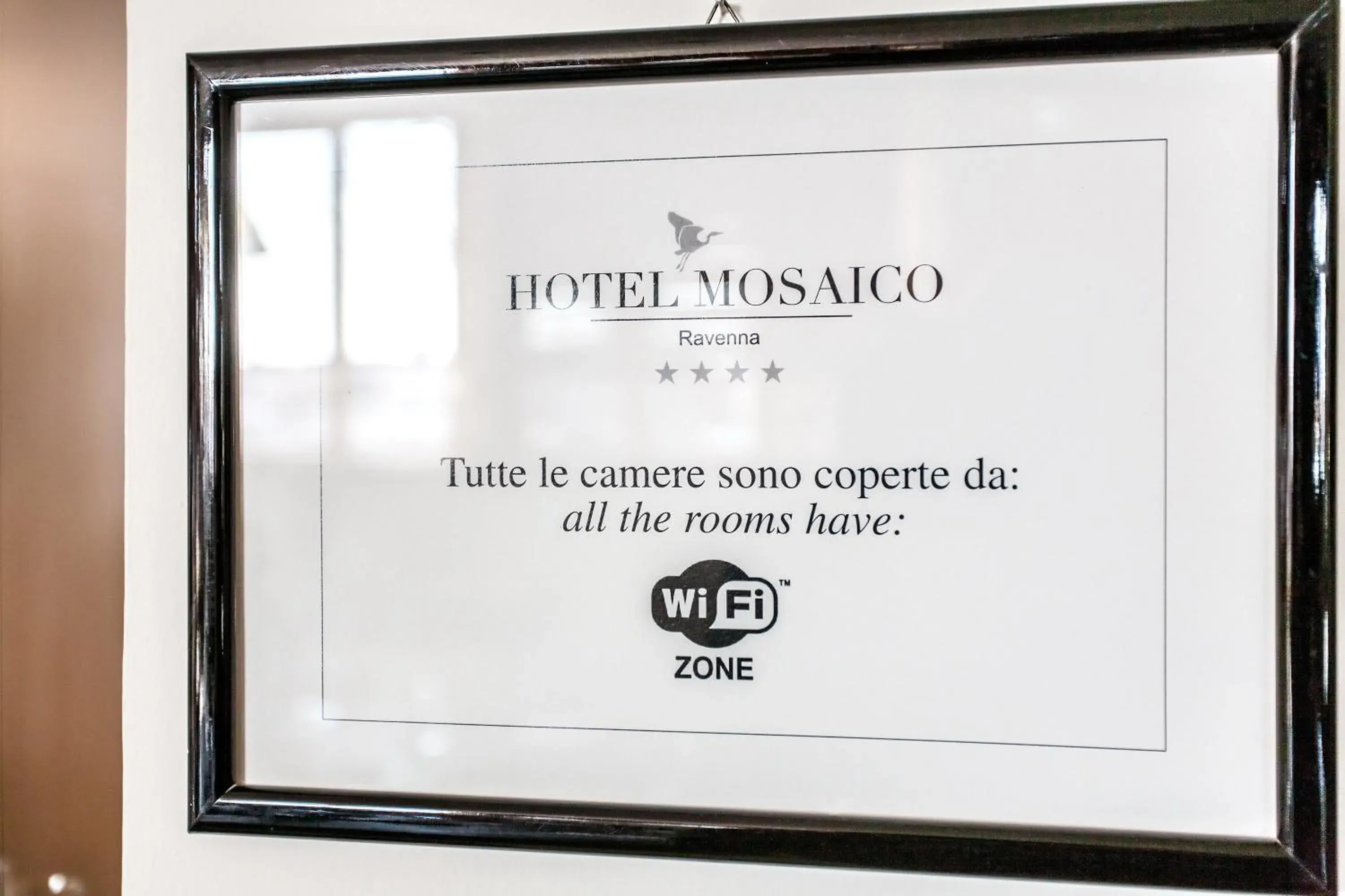 Communal lounge/ TV room in Hotel Mosaico