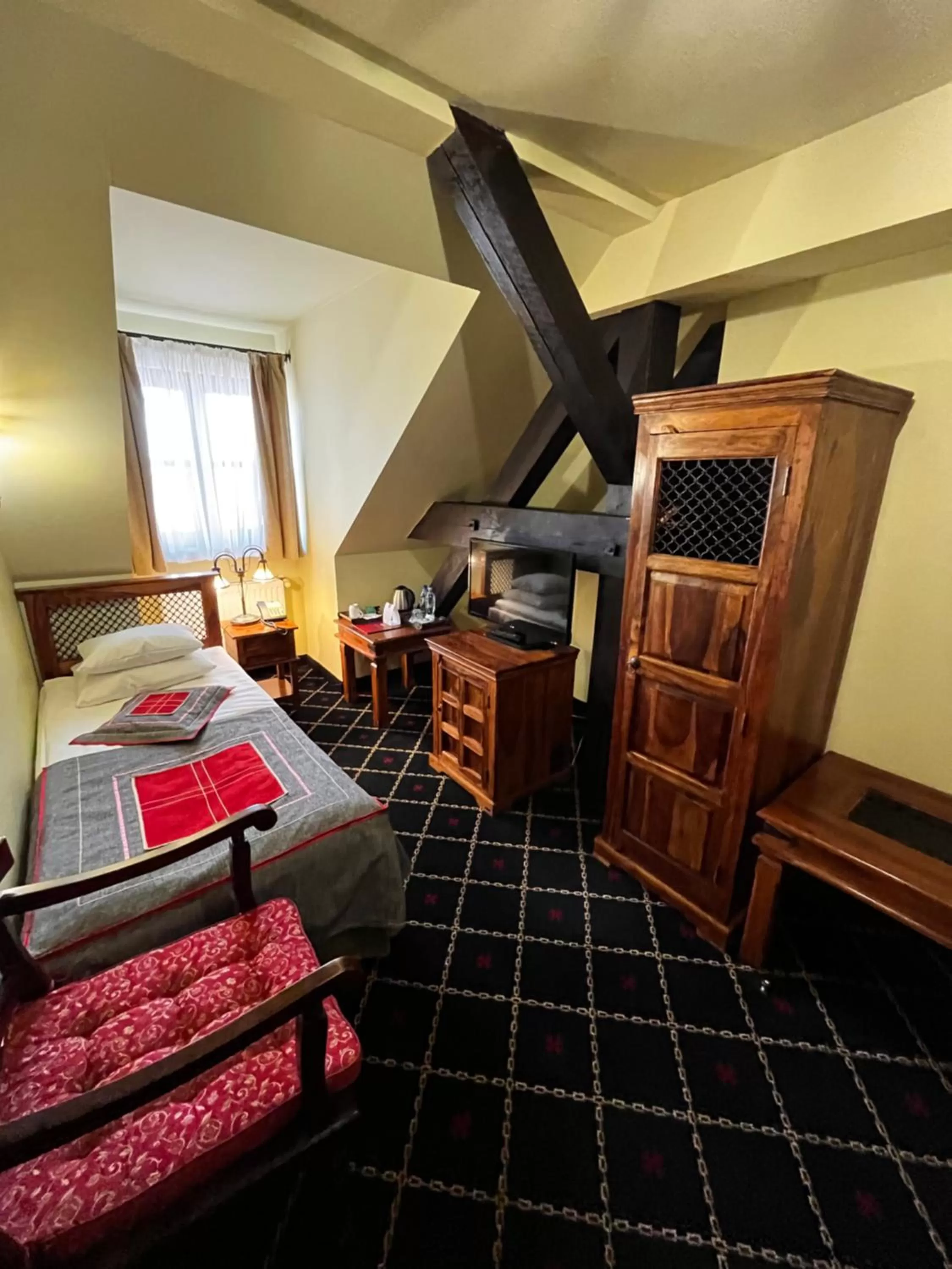 Photo of the whole room, Bed in Hotel Zamek Ryn