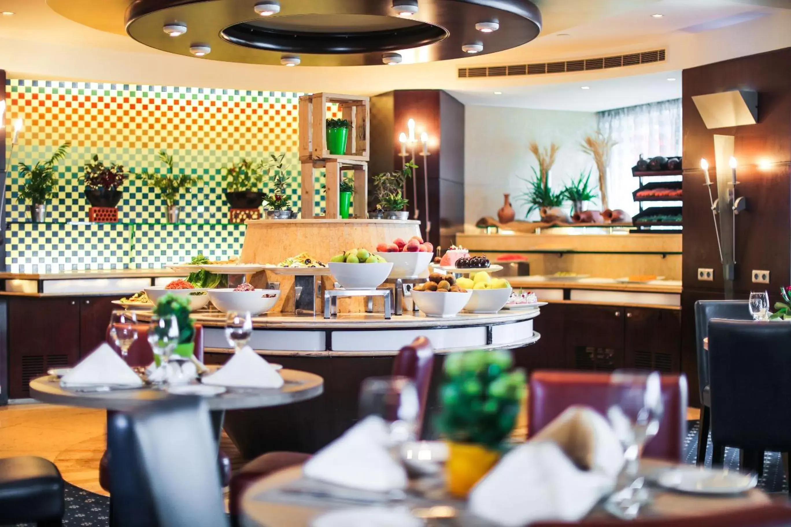 Restaurant/places to eat in Raouche Arjaan by Rotana Restaurant/places to eat in Raouche Arjaan by Rotana