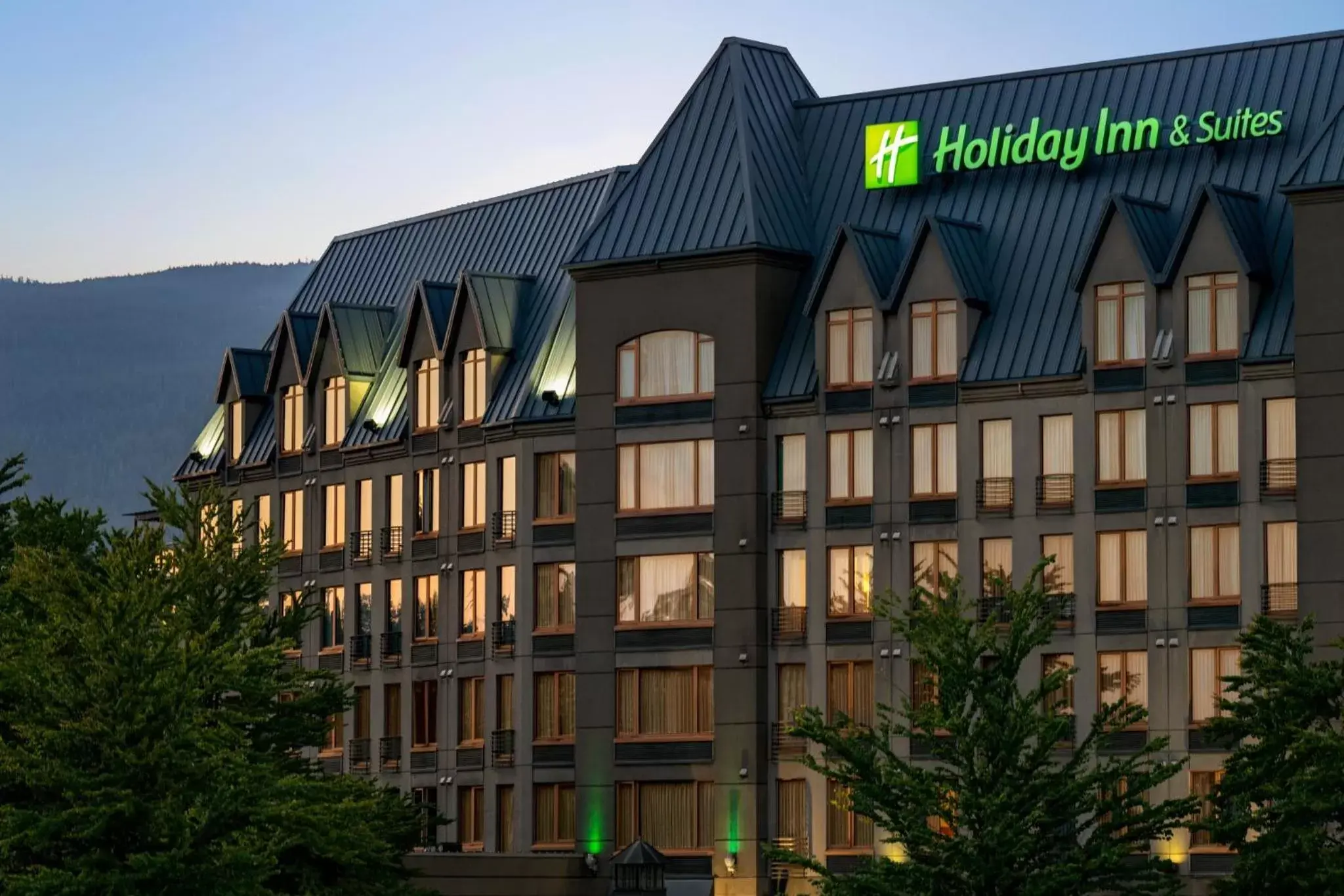 Property Building in Holiday Inn & Suites North Vancouver, an IHG Hotel