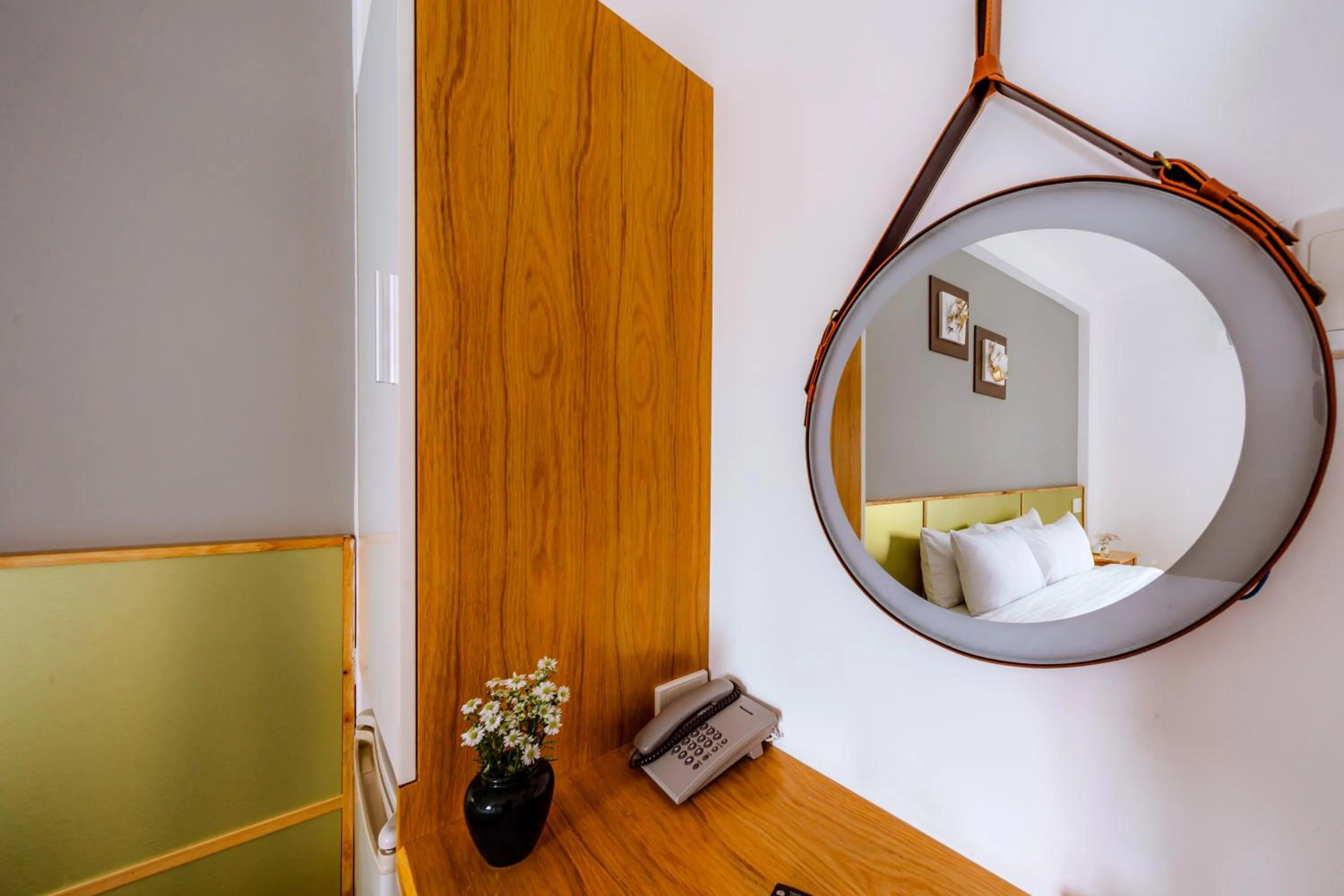 Area and facilities, TV/Entertainment Center in Sunshine Antique Hotel Saigon