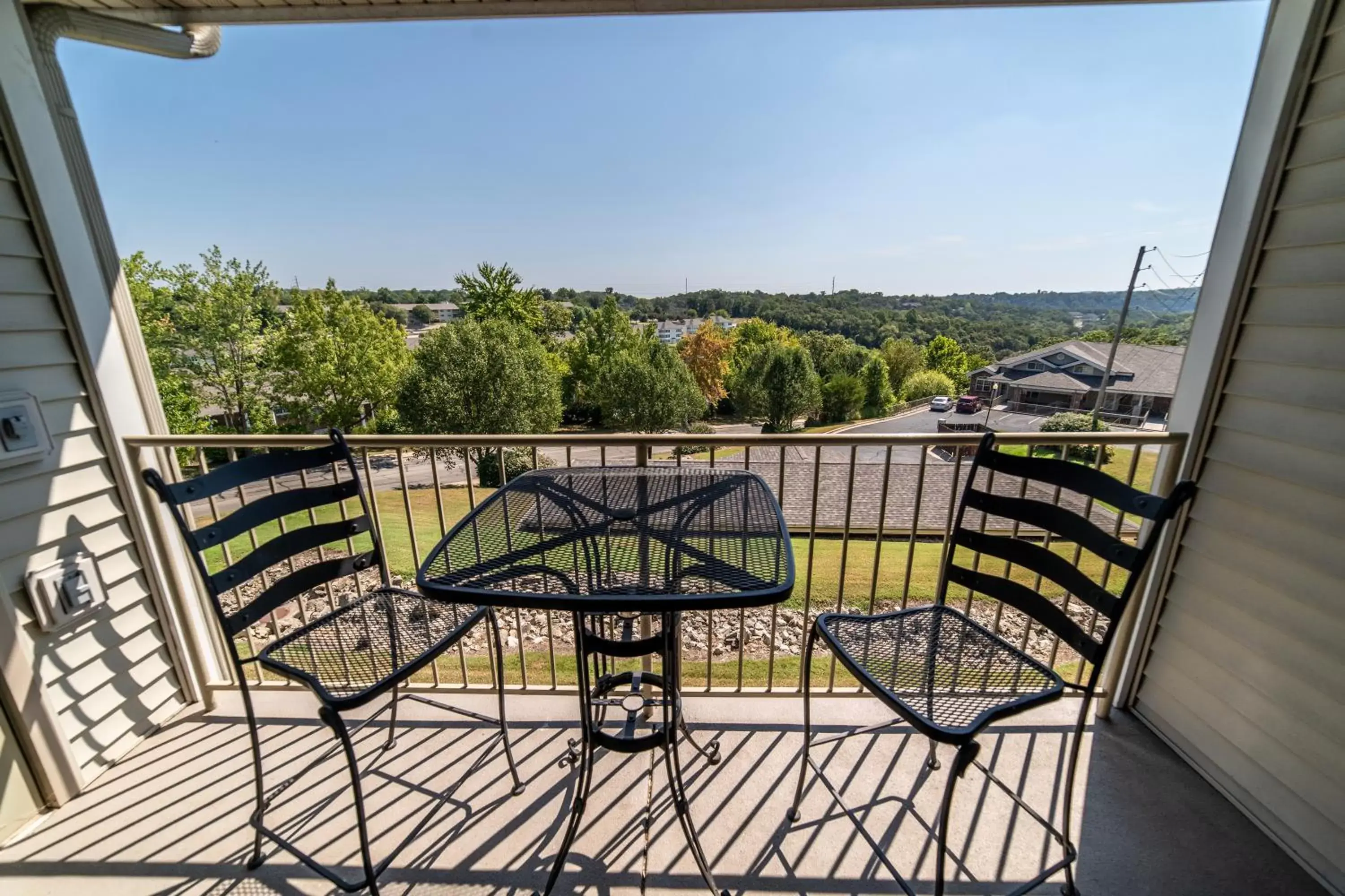 Balcony/Terrace in Thousand Hills Golf Resort