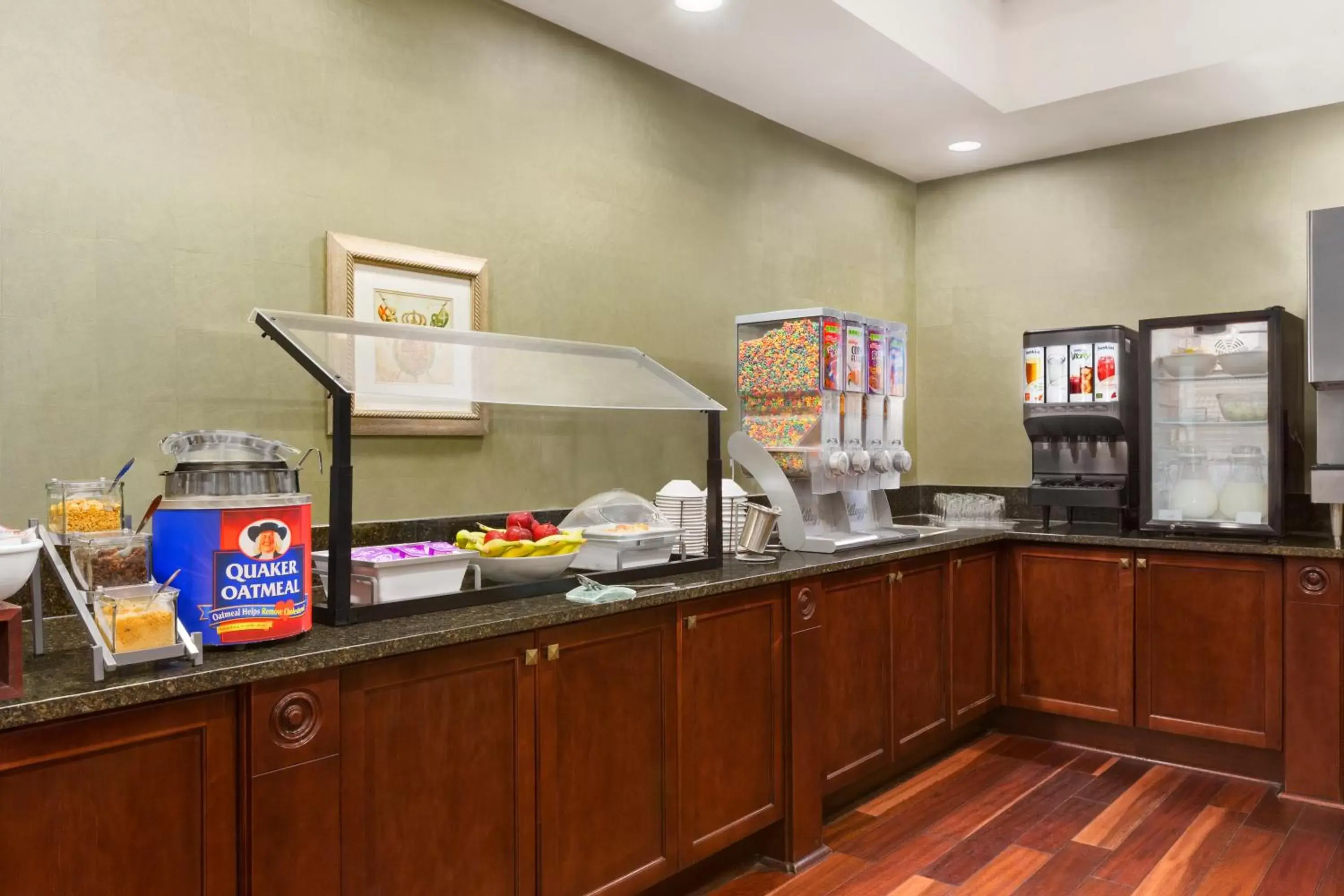 Restaurant/places to eat in Country Inn & Suites by Radisson, Athens, GA