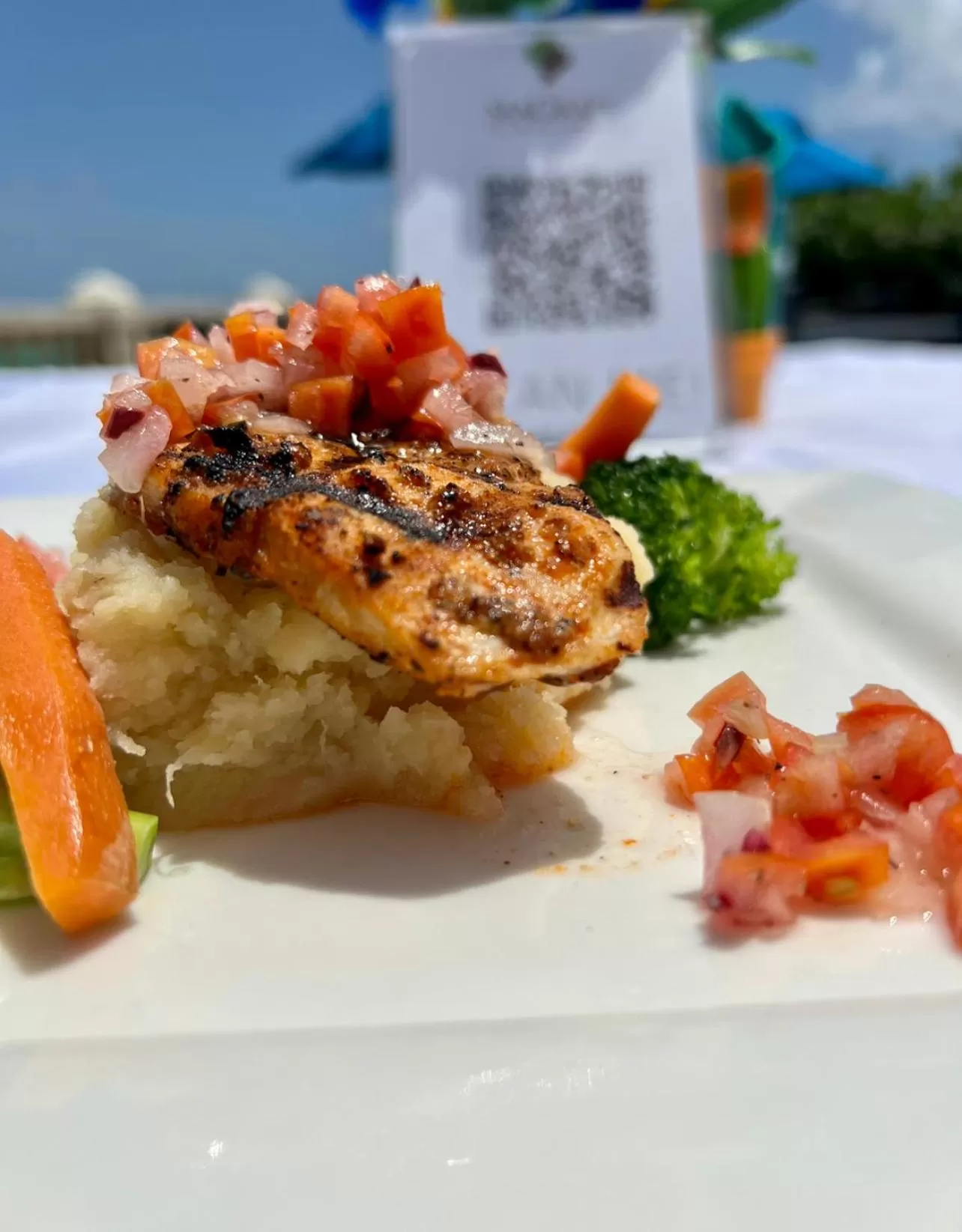 Restaurant/places to eat in Dover Beach Hotel